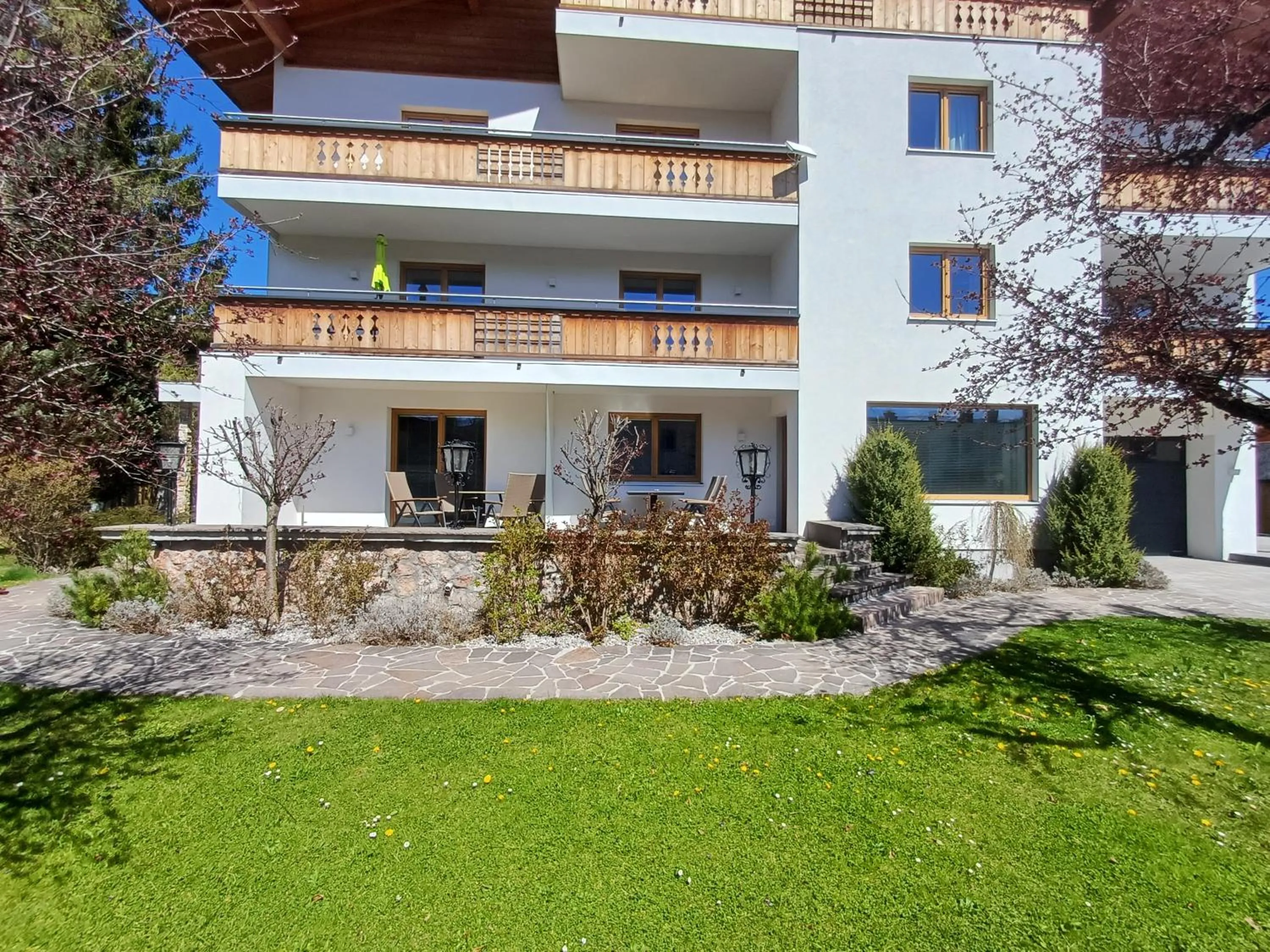 Property building in Panorama Apartments - Steinbock Lodges