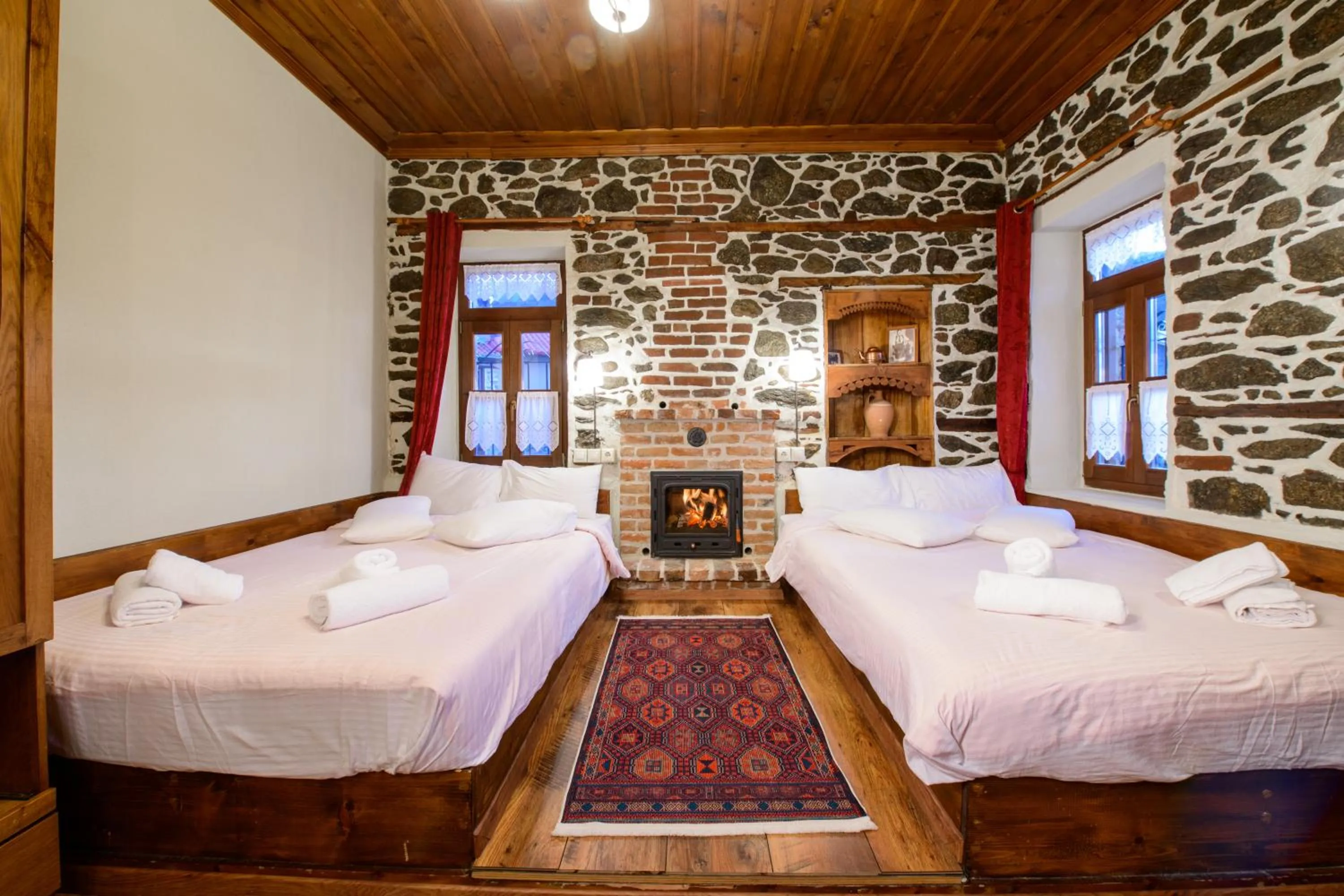 Bed in Agios Germanos