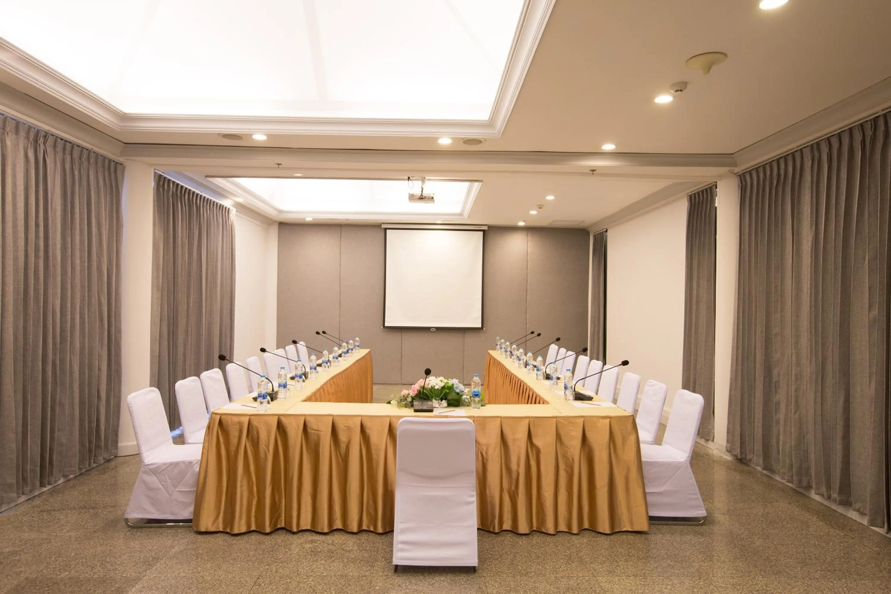 Business facilities in The Imperial Hotel & Convention Centre Phitsanulok