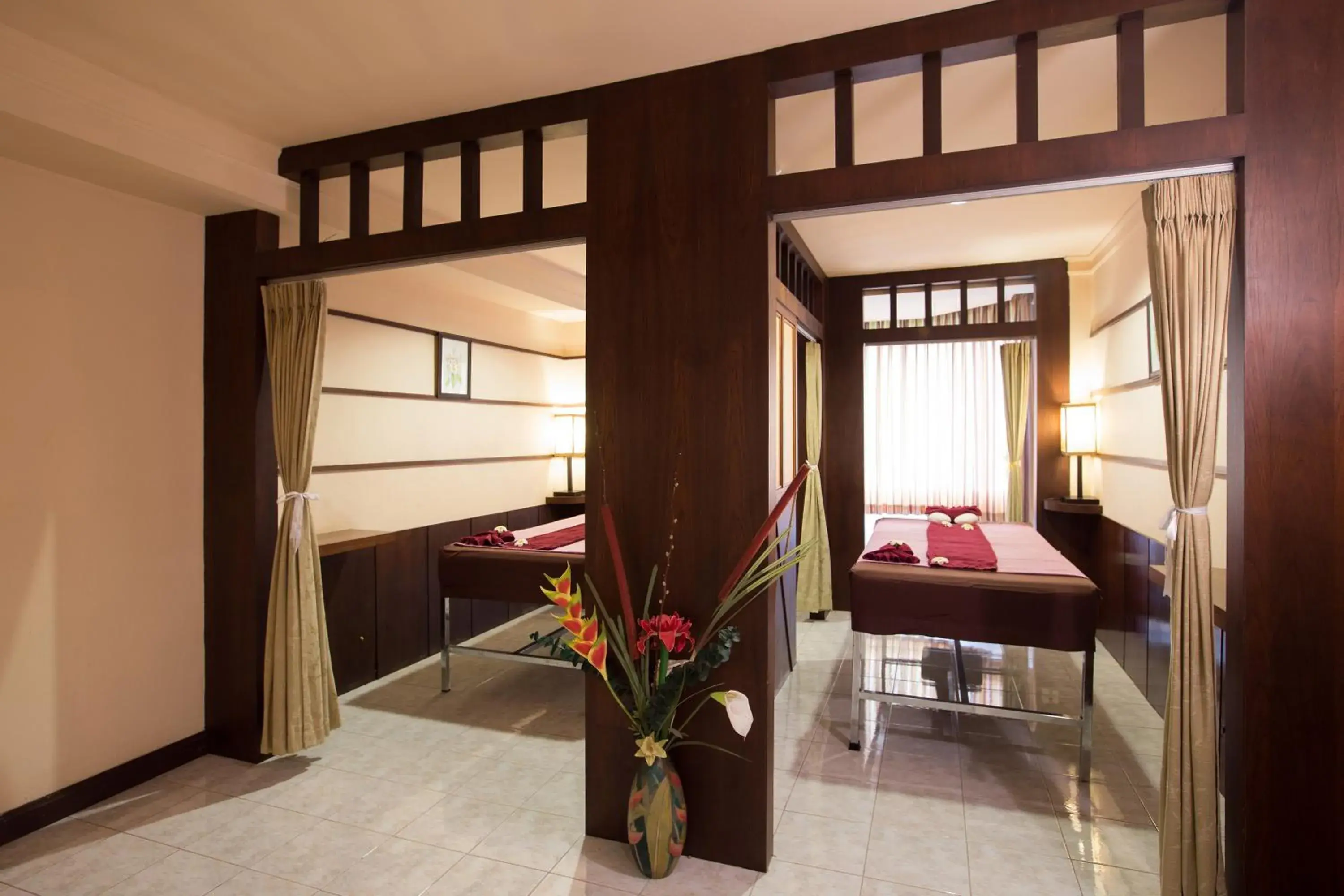 Activities, Bed in The Imperial Hotel & Convention Centre Phitsanulok Activities, Bed in The Imperial Hotel & Convention Centre Phitsanulok