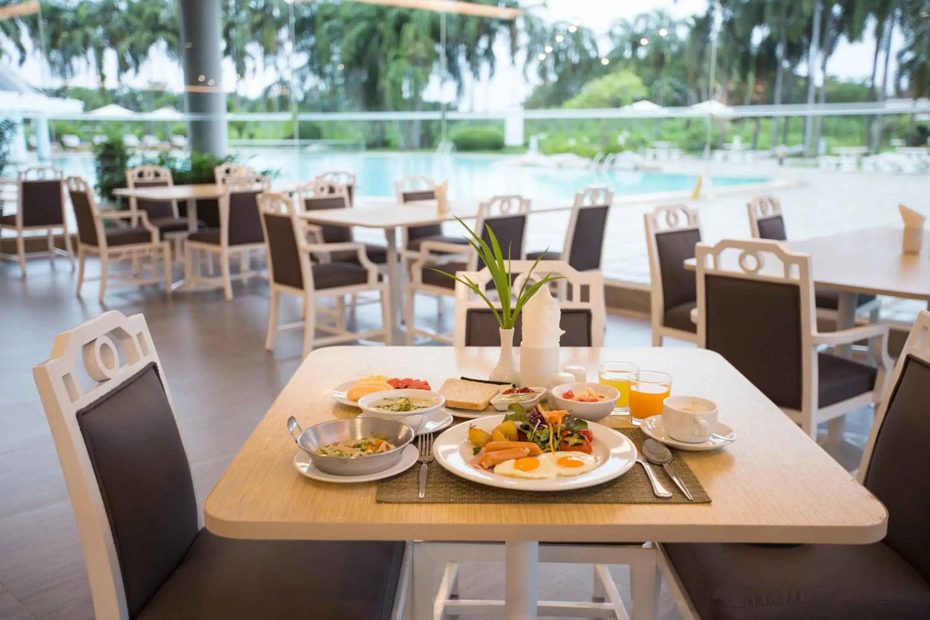 Restaurant/places to eat in The Imperial Hotel & Convention Centre Phitsanulok Restaurant/places to eat in The Imperial Hotel & Convention Centre Phitsanulok