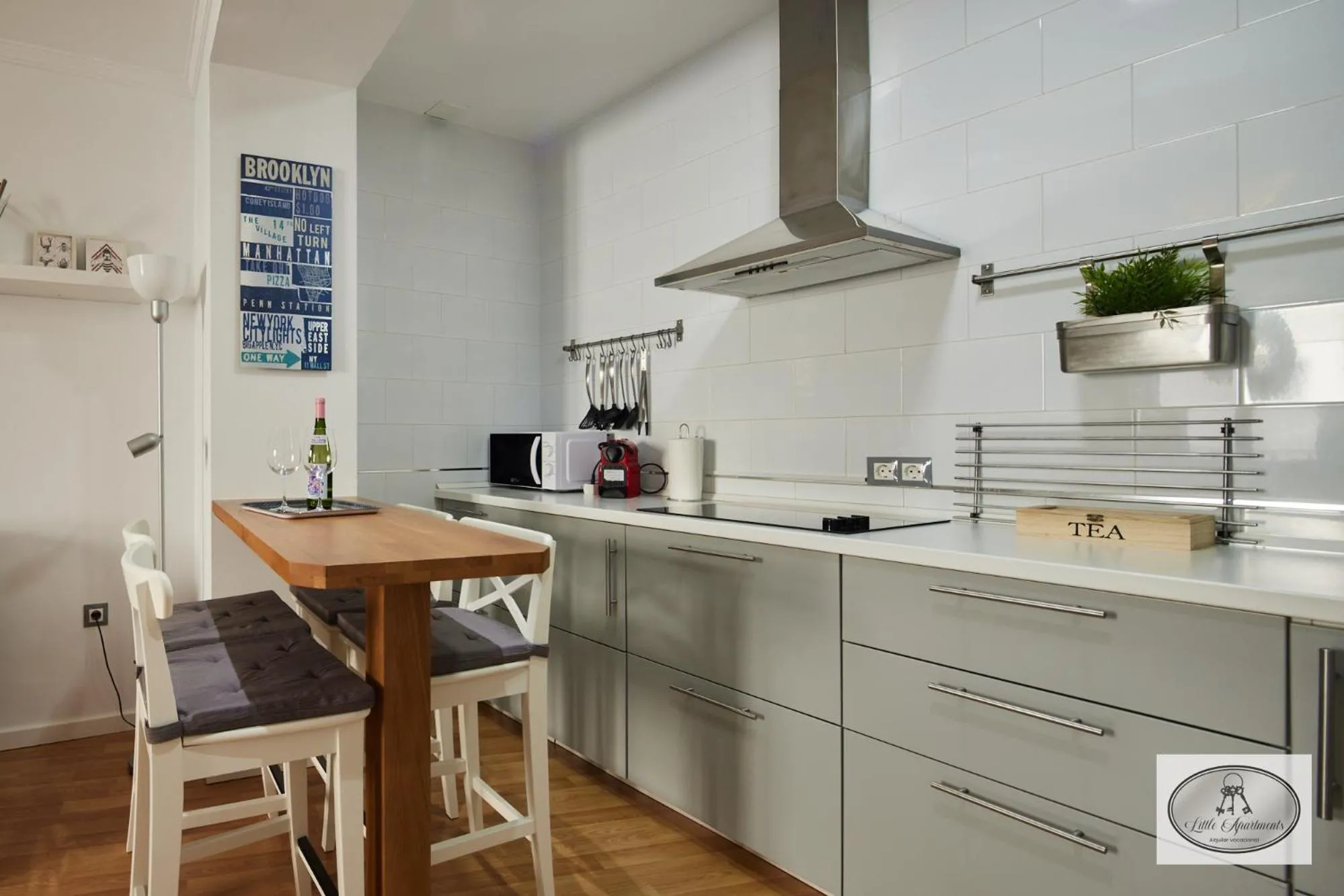Kitchen or kitchenette in Dulce Arbolí Little Apartments