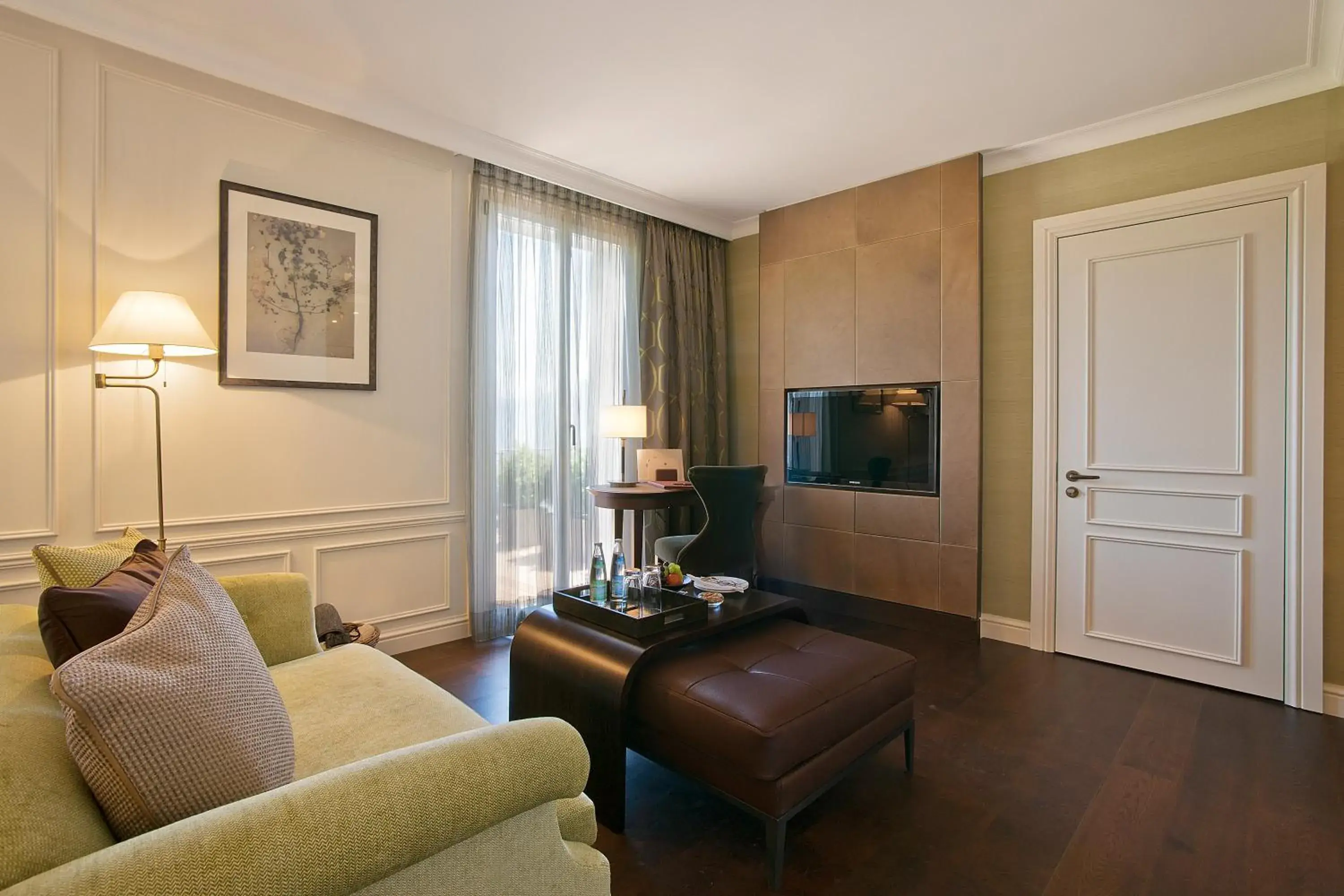 Photo of the whole room in Hotel Villa Honegg Photo of the whole room in Hotel Villa Honegg