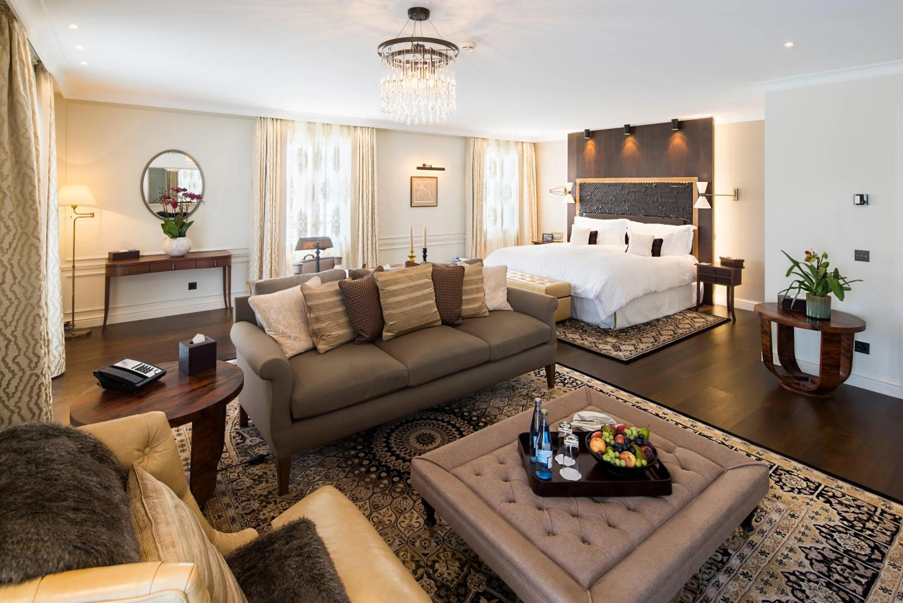 Photo of the whole room, Bed in Hotel Villa Honegg