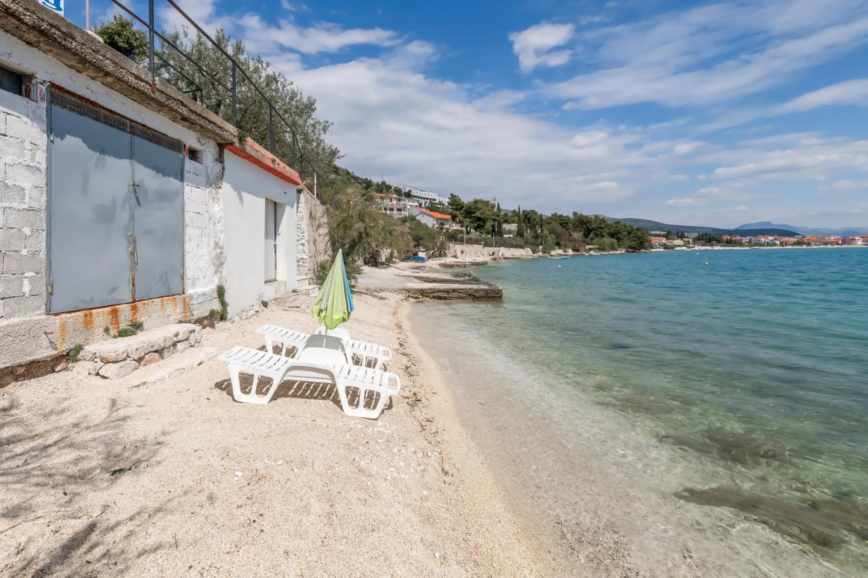 Summer in Apartments G