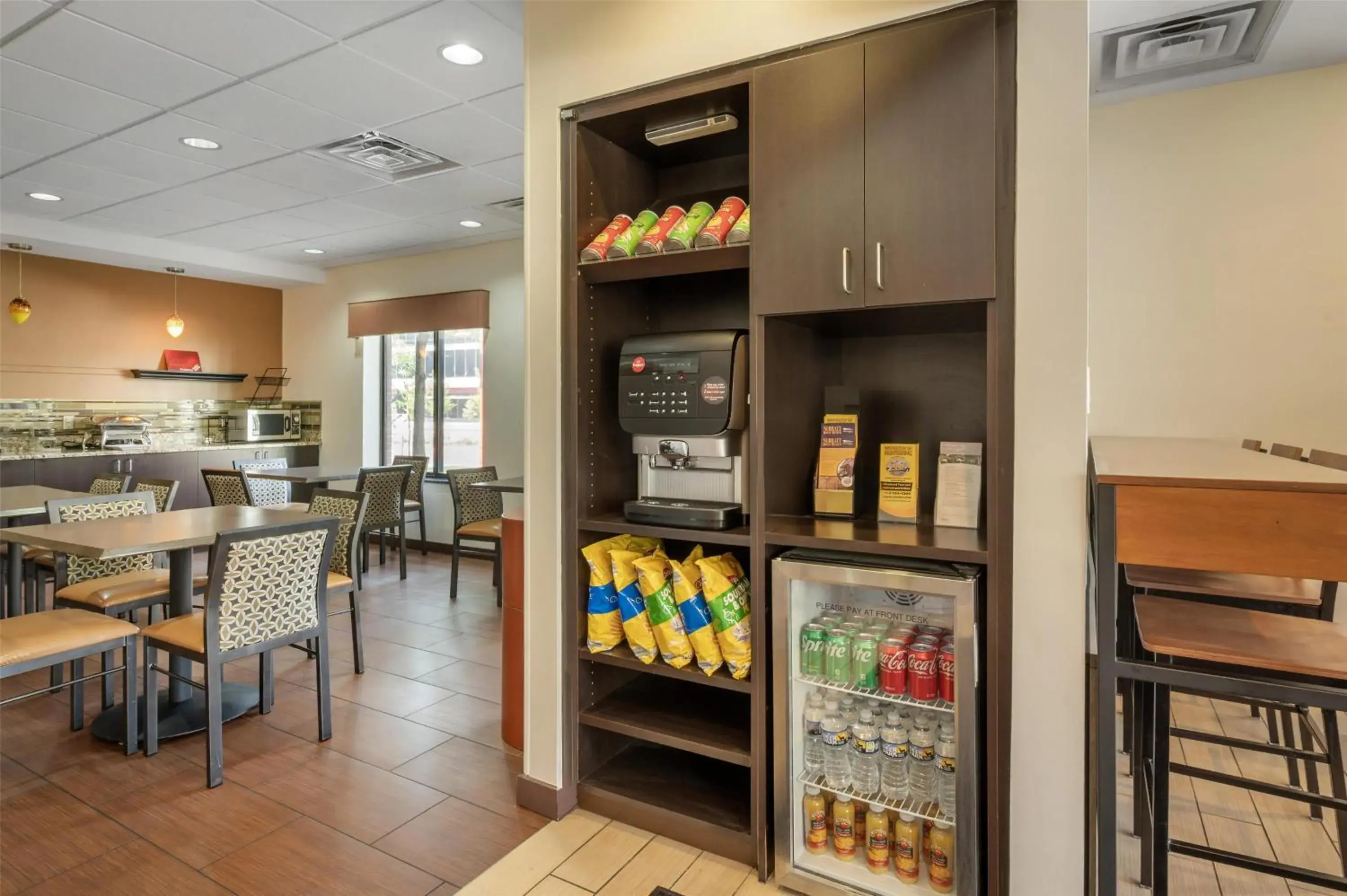 Property building in Best Western Plus College Park Hotel Property building in Best Western Plus College Park Hotel