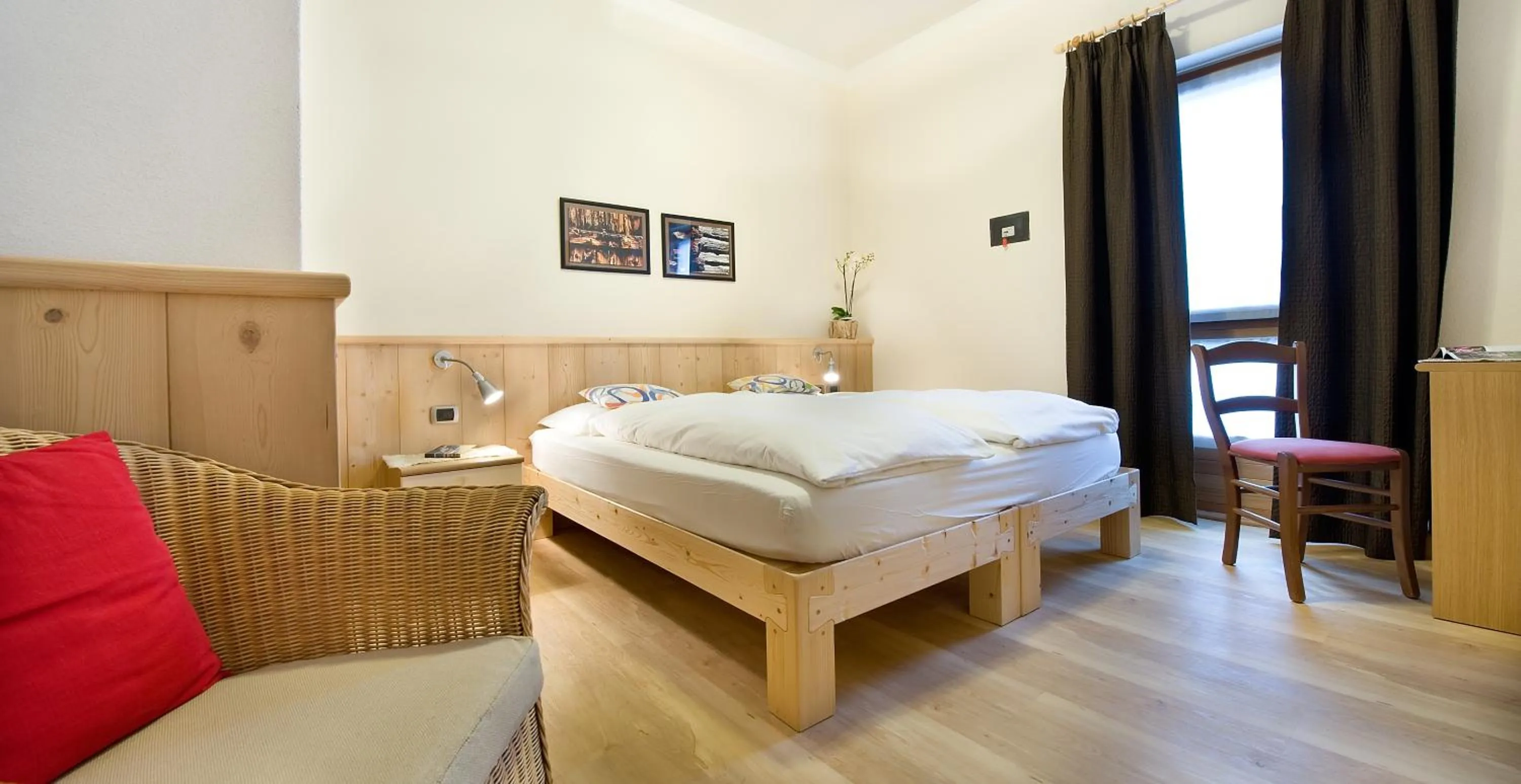 Bedroom, Bed in Hotel Alegra