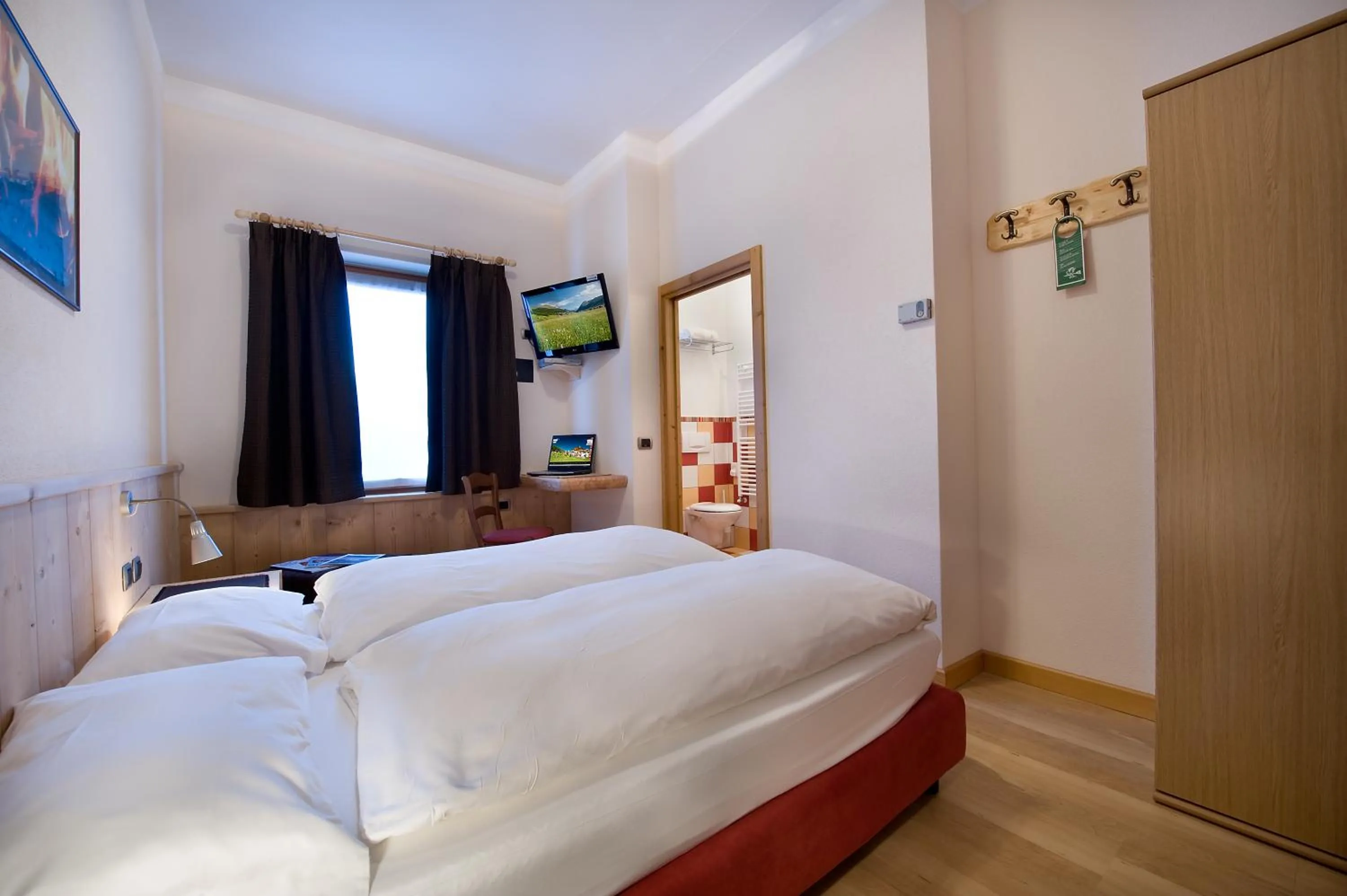 Bedroom, Bed in Hotel Alegra