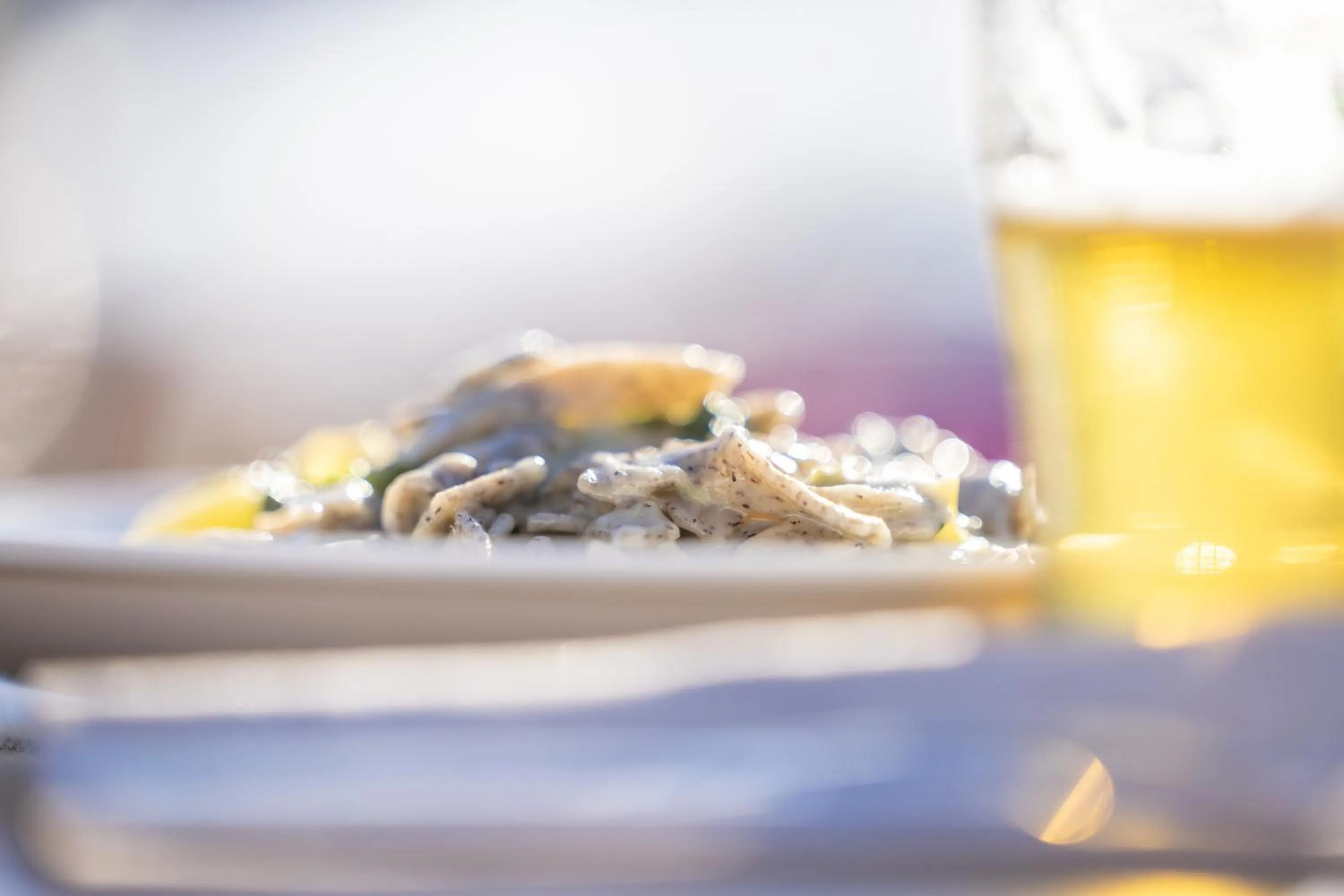 Restaurant/places to eat in Hotel Alegra