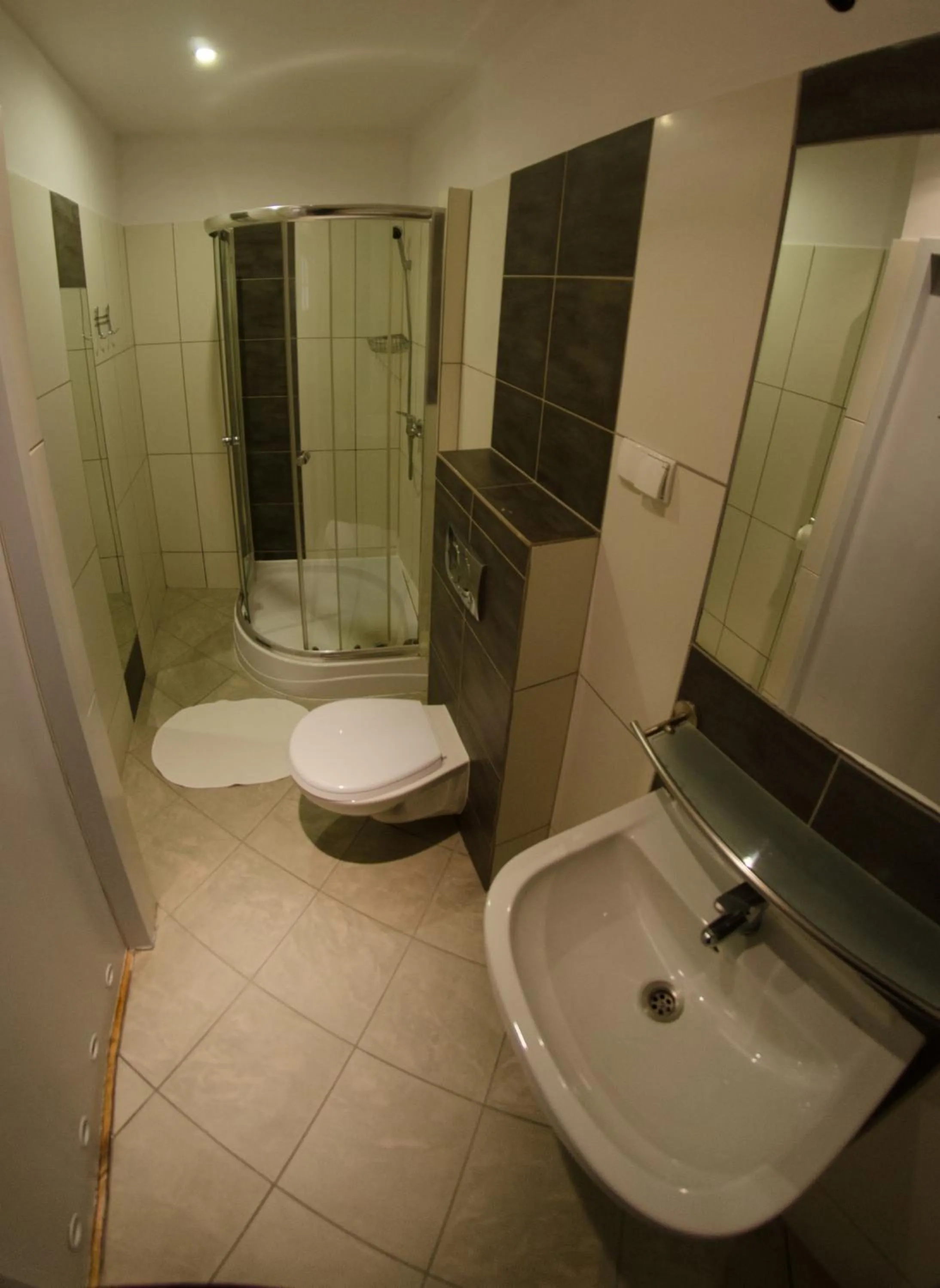 Bathroom in Brama Old City Rooms