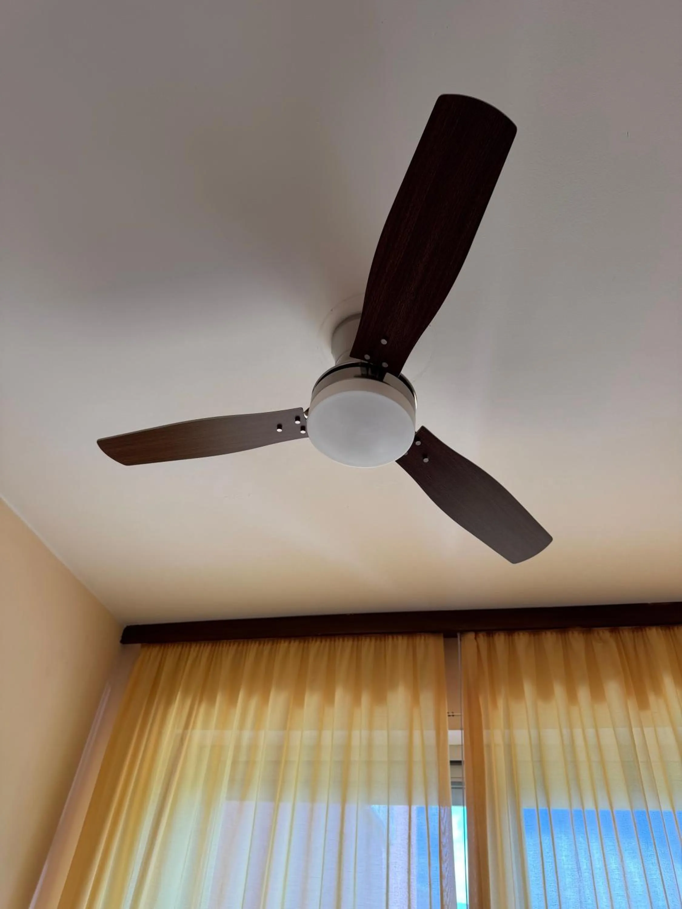 air conditioner in Hotel Diana