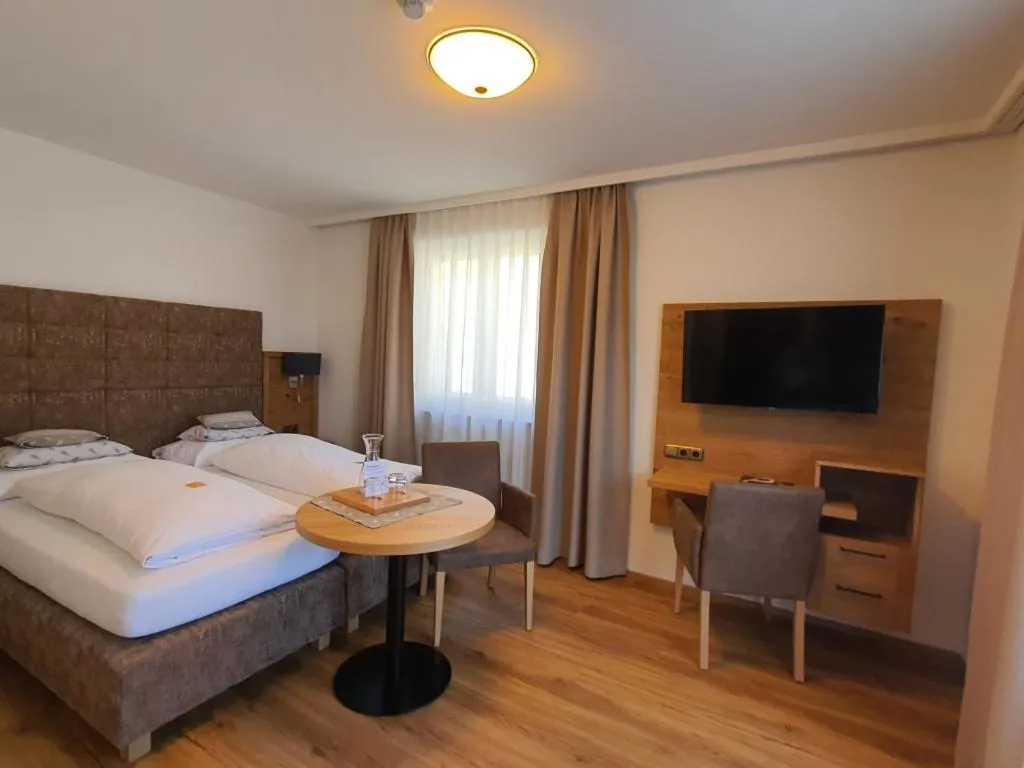 Bed in Hotel Völserhof