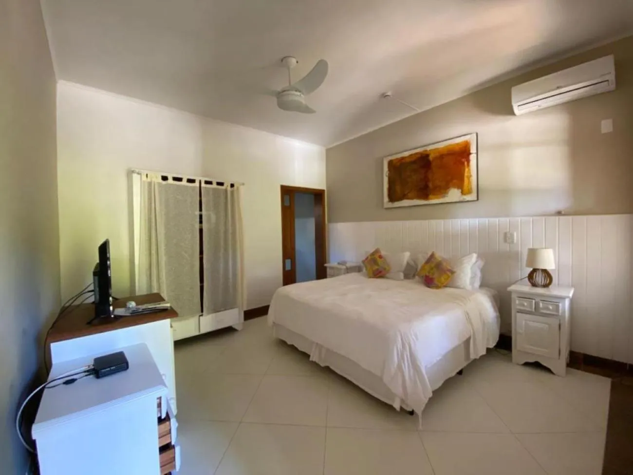 Photo of the whole room, Bed in Villa Bebek Hotel