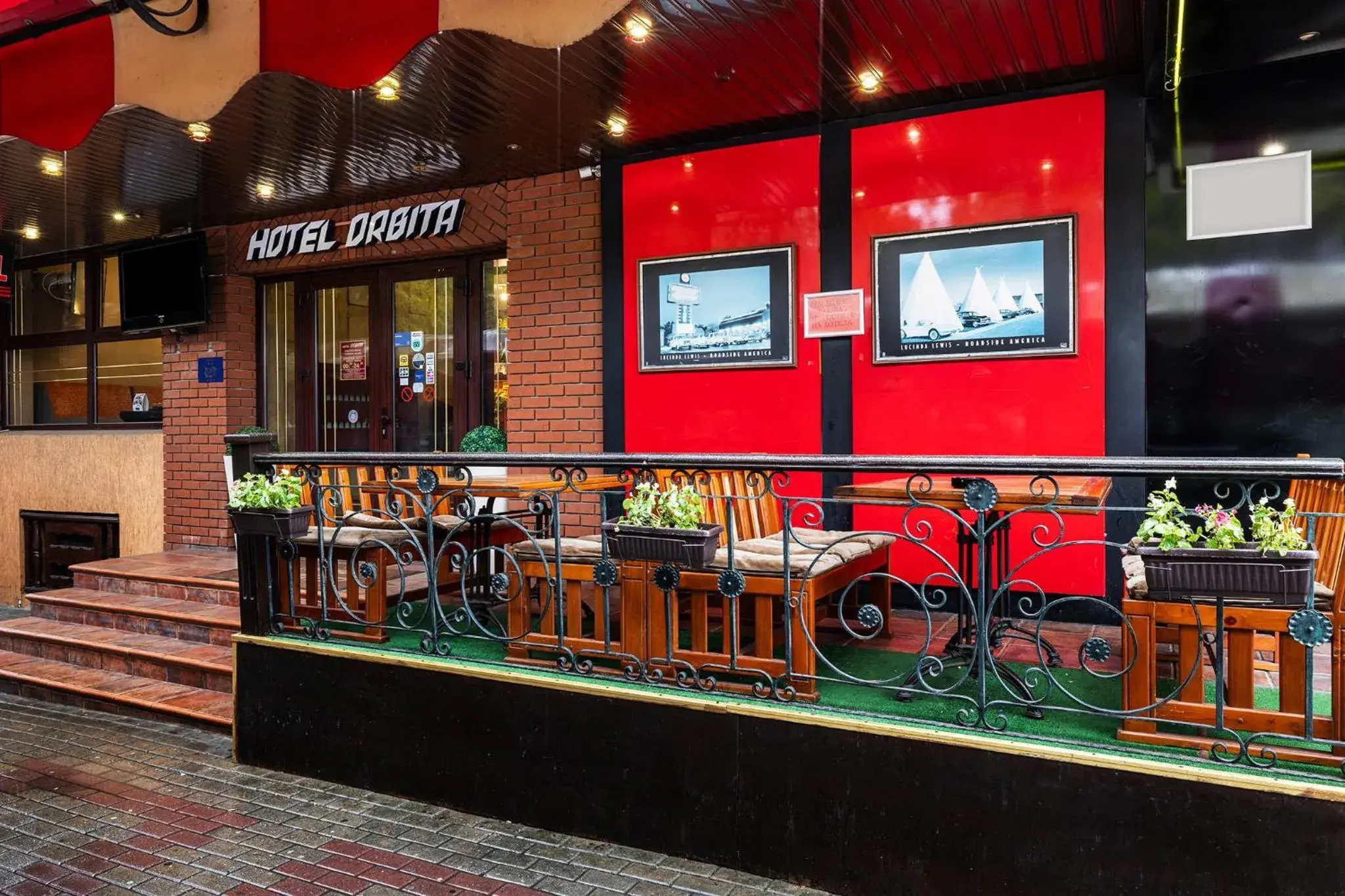 Restaurant/places to eat in Hotel Orbita Restaurant/places to eat in Hotel Orbita