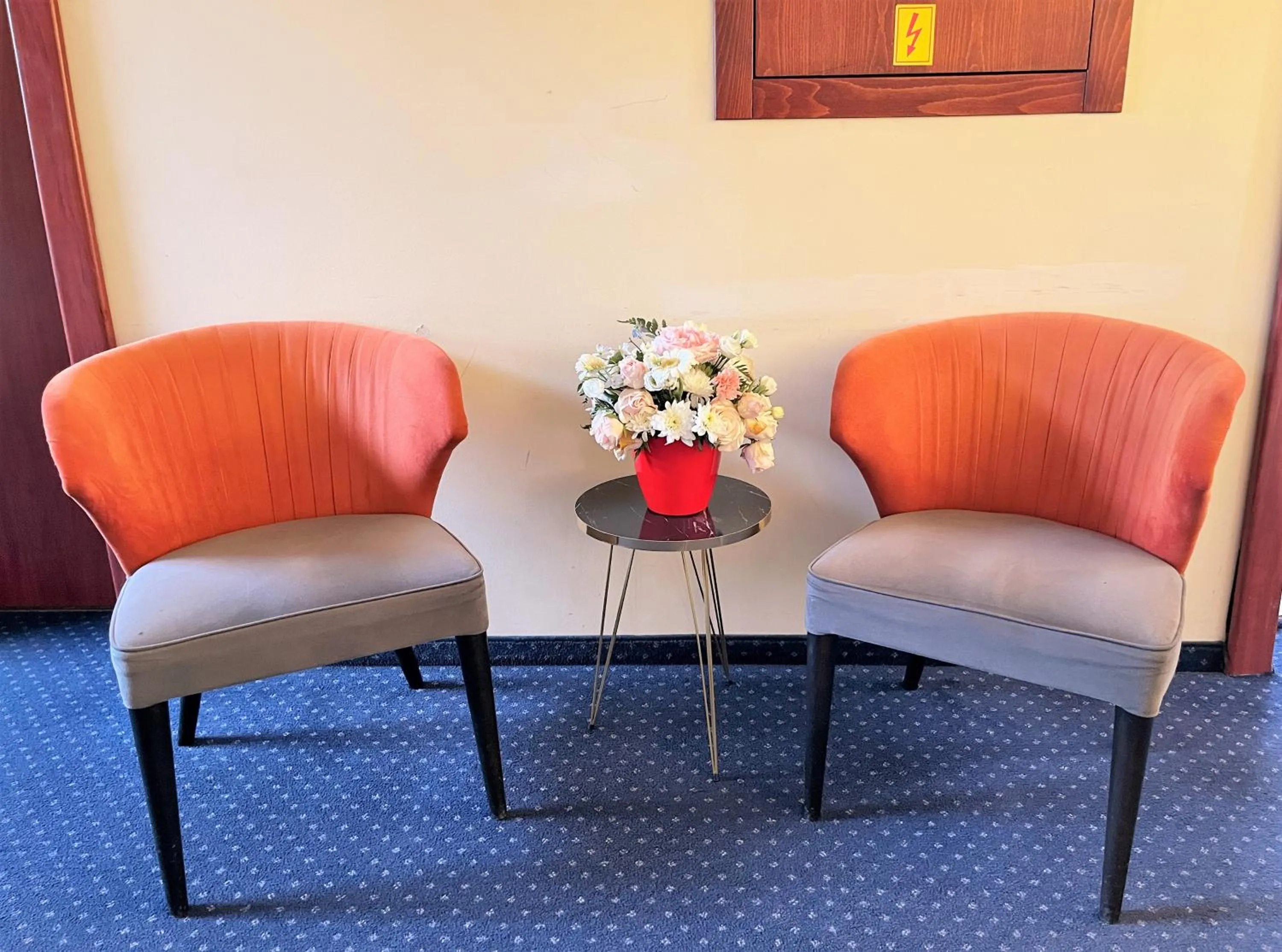 Living room in Hotel Orbita