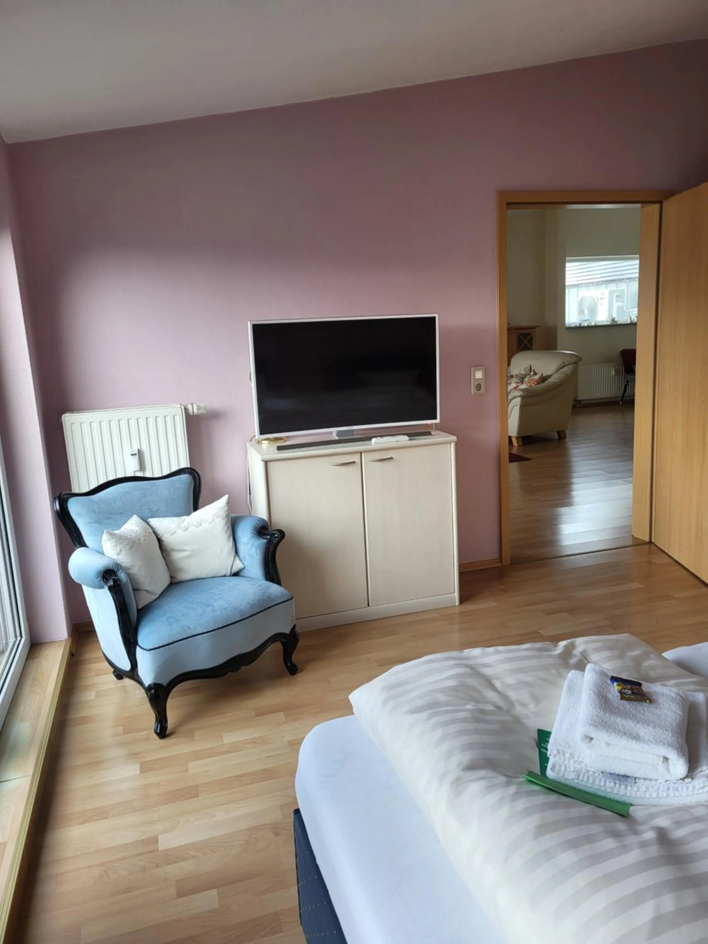 Bedroom, Bed in Hotel am Holzhafen