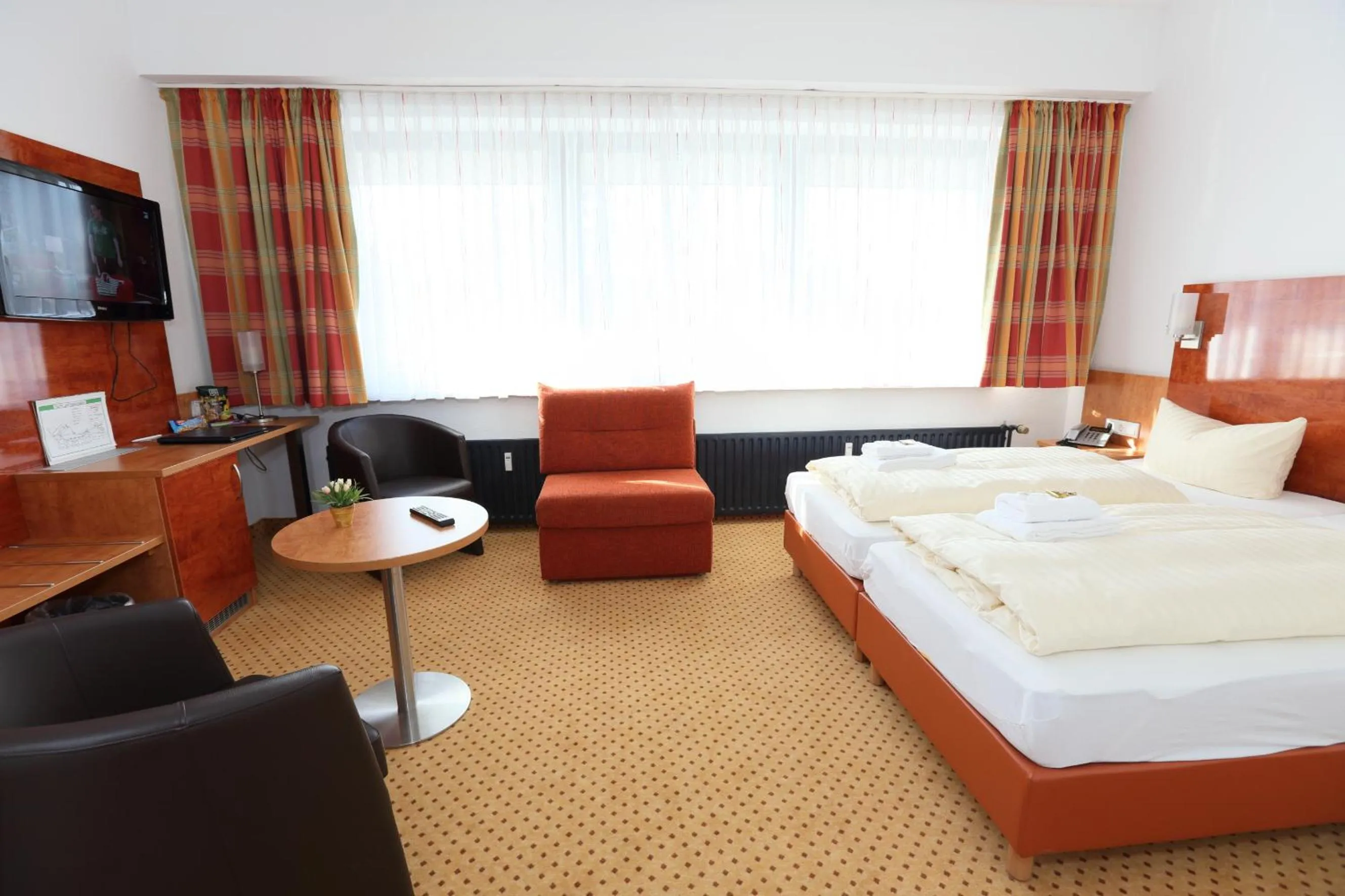 Bedroom, Bed in Hotel am Holzhafen