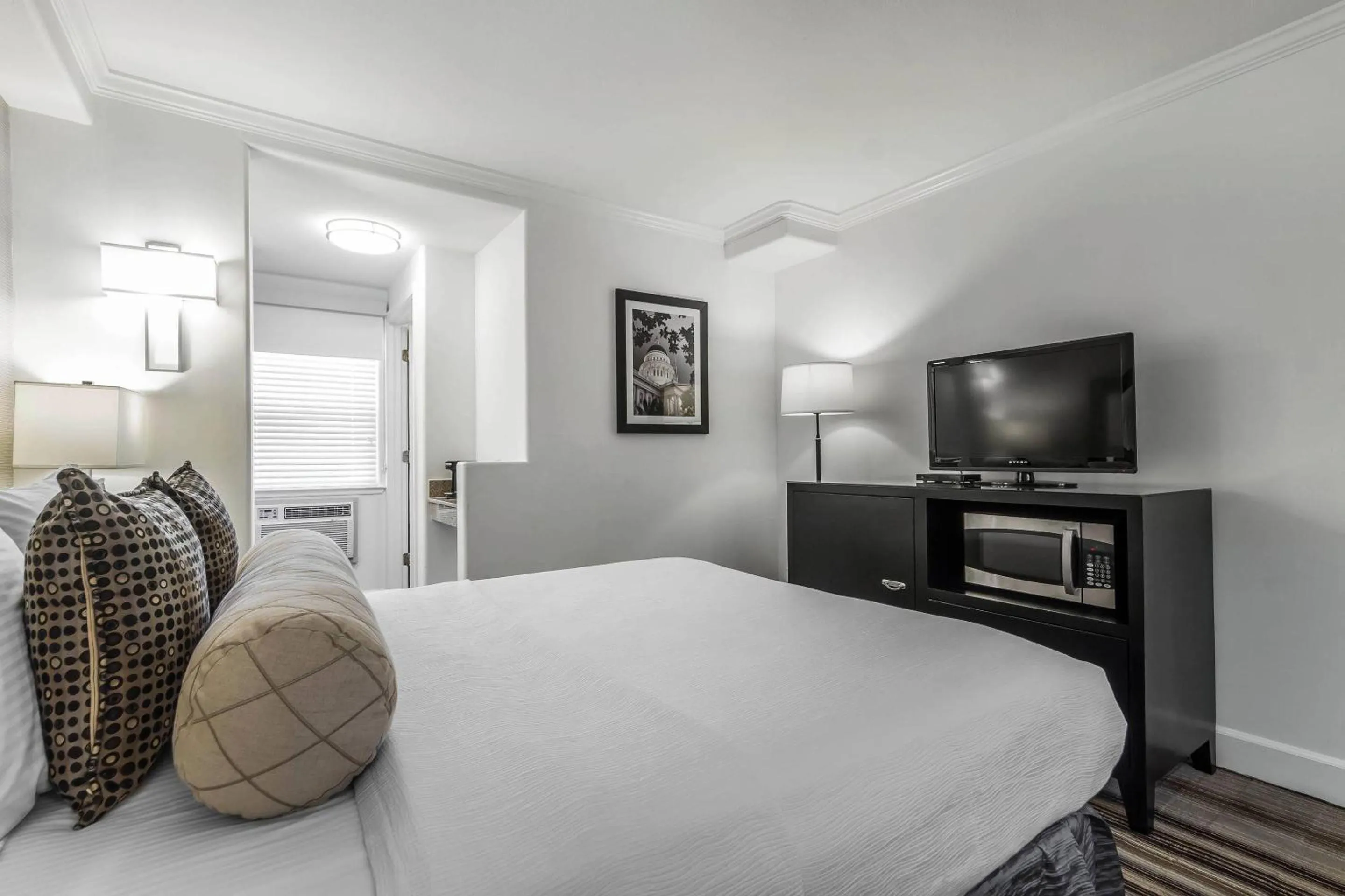 Bedroom, Bed in Inn Off Capitol Park, an Ascend Collection Hotel