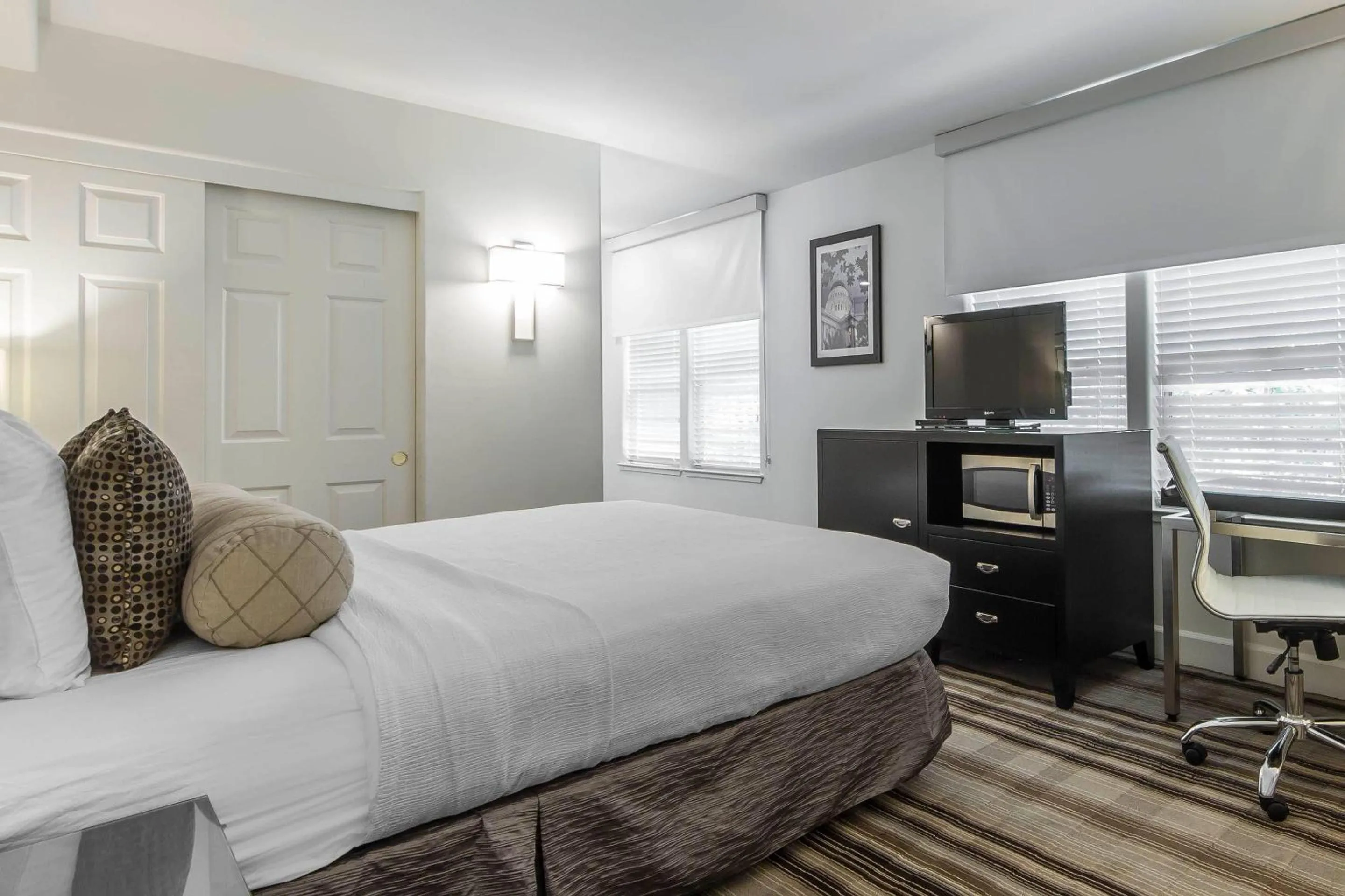 Bedroom, Bed in Inn Off Capitol Park, an Ascend Collection Hotel