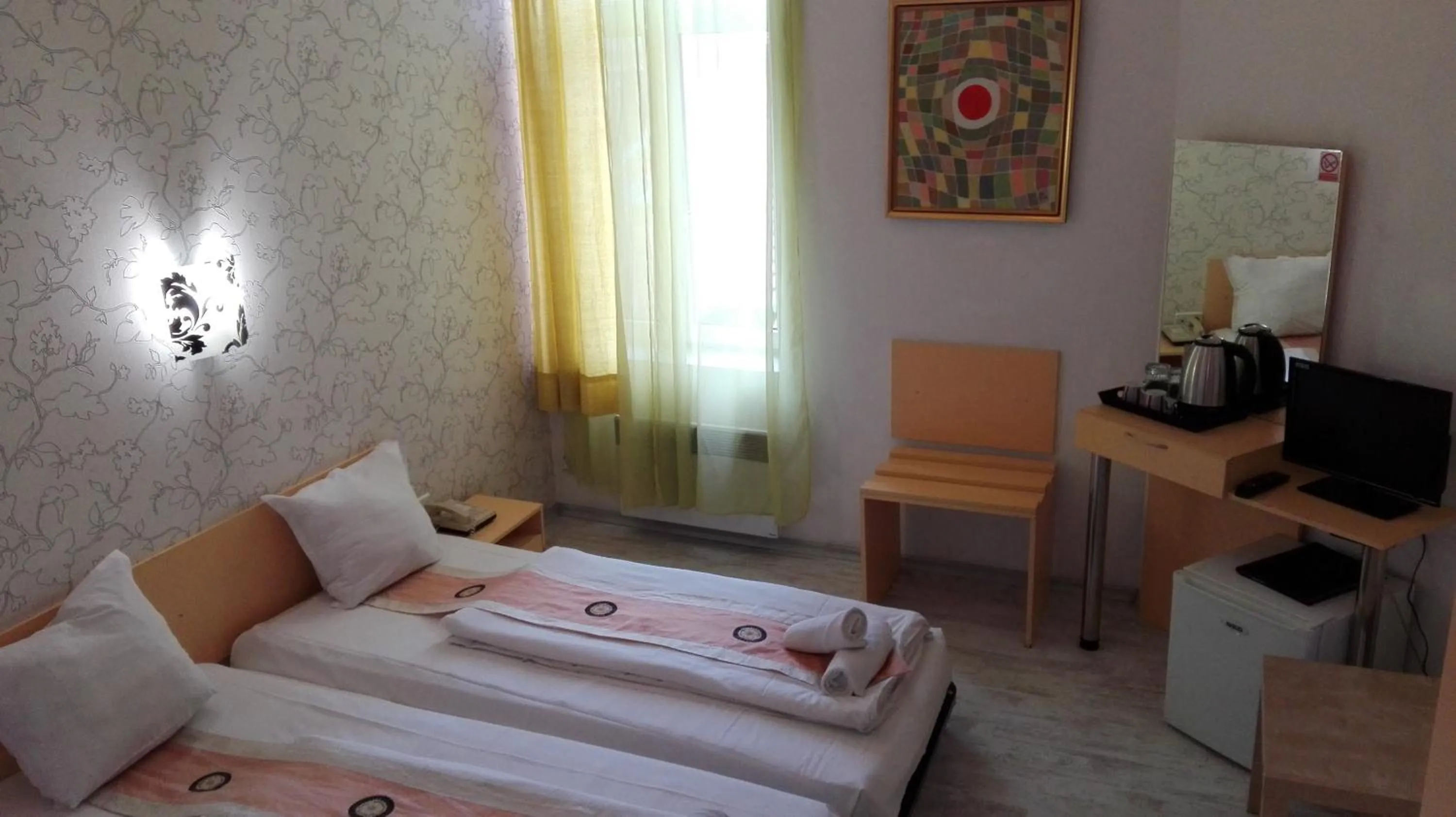 Bed in Scotty's Boutique Hotel