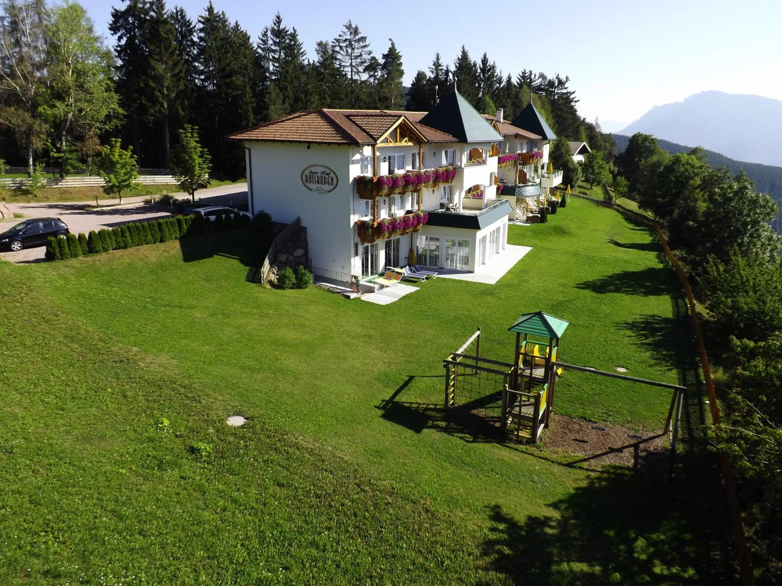 Property building in Residence Rossboden mit Hallenbad