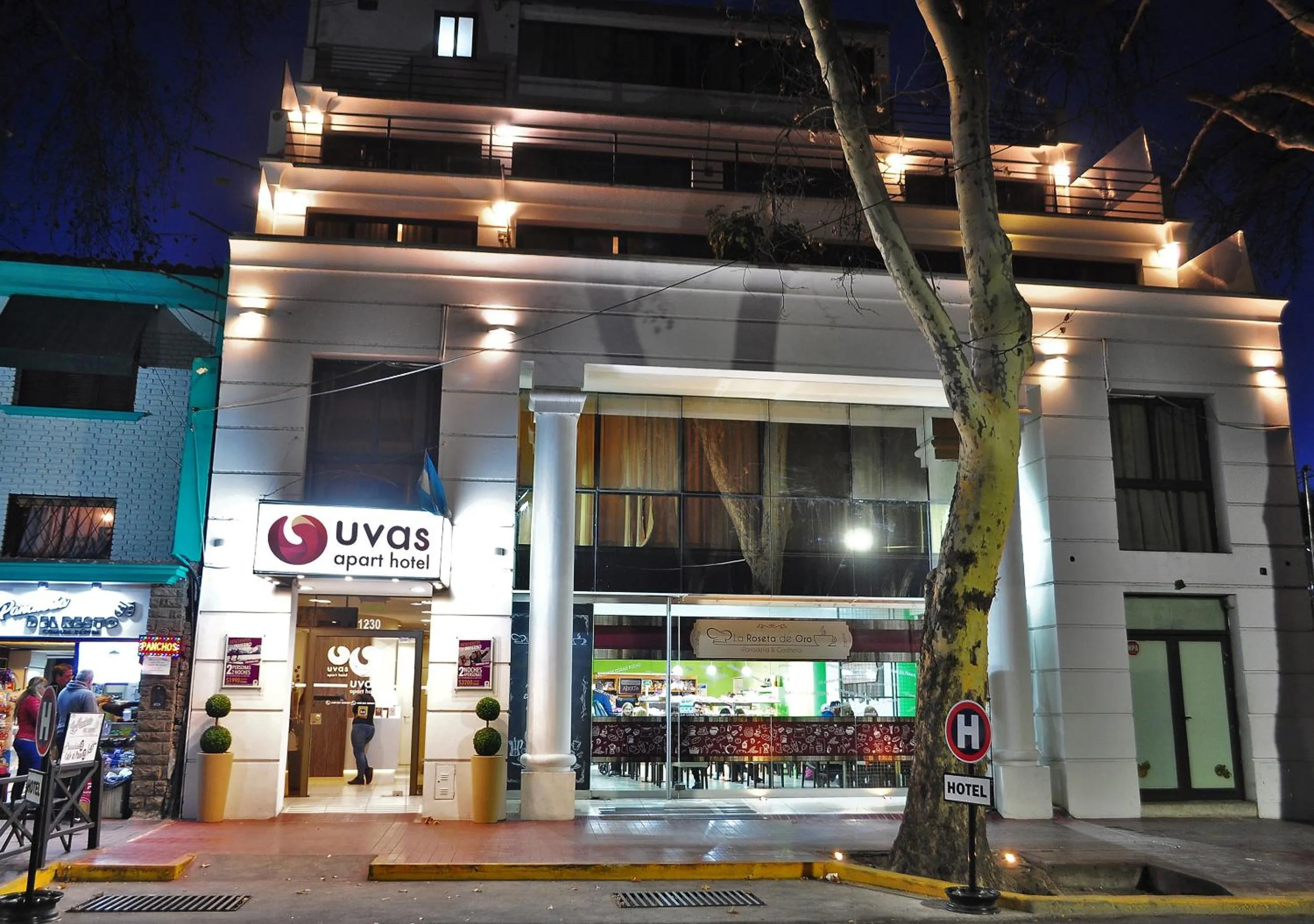 Property building in Uvas Apart Hotel