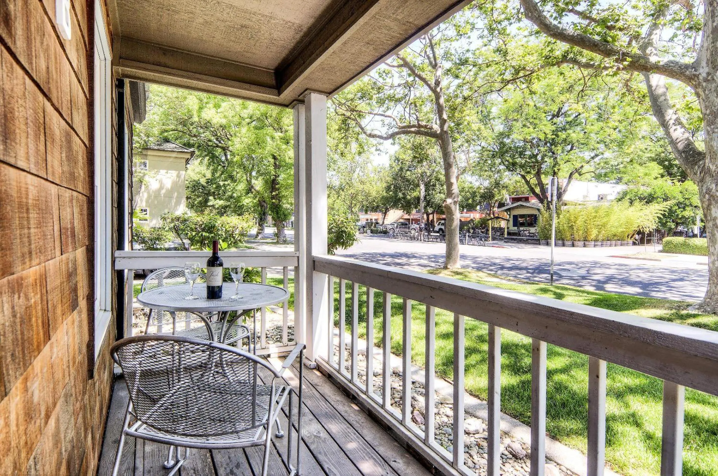 Patio in Aggie Inn, an Ascend Collection Hotel