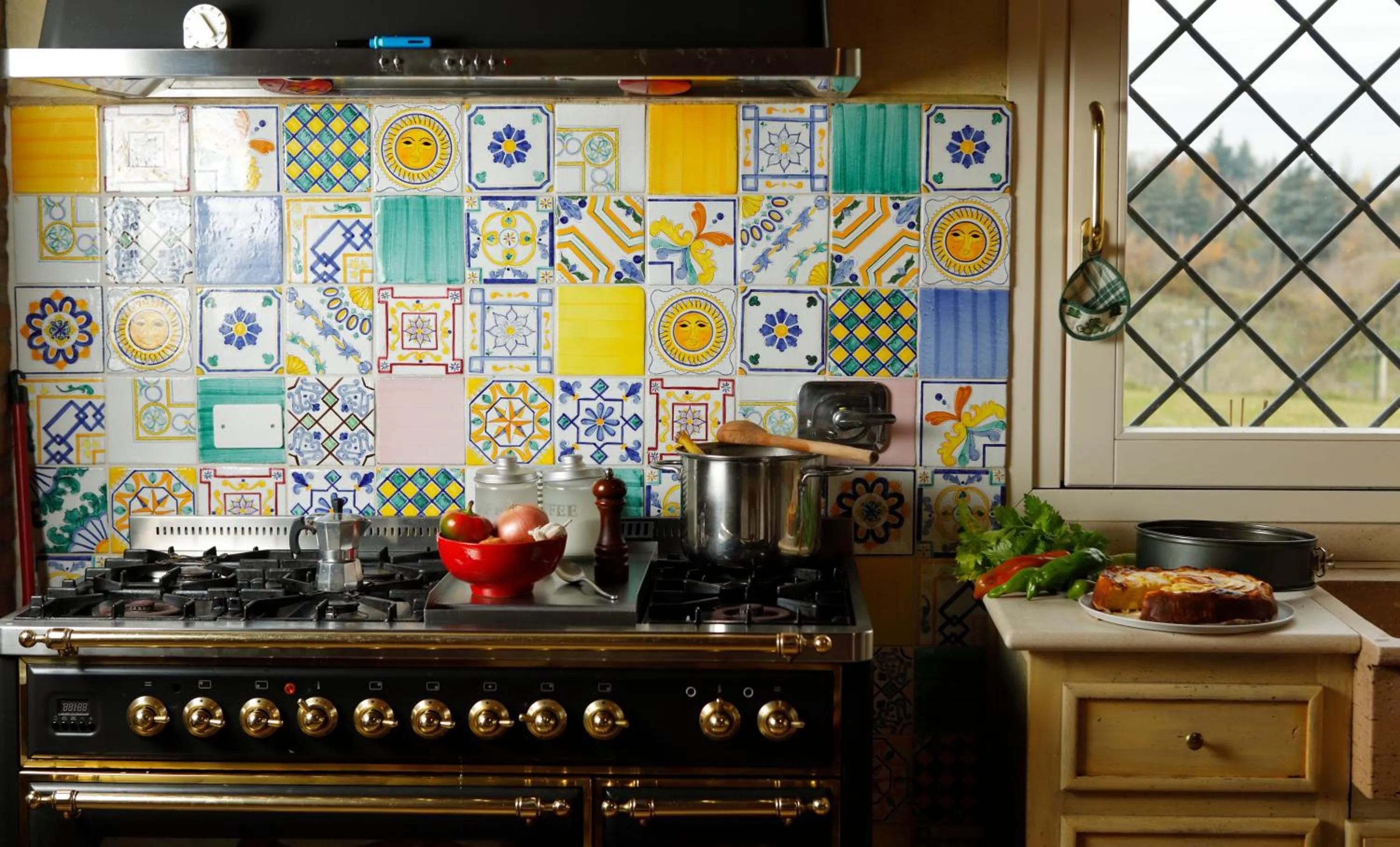 Kitchen or kitchenette in Belvedere