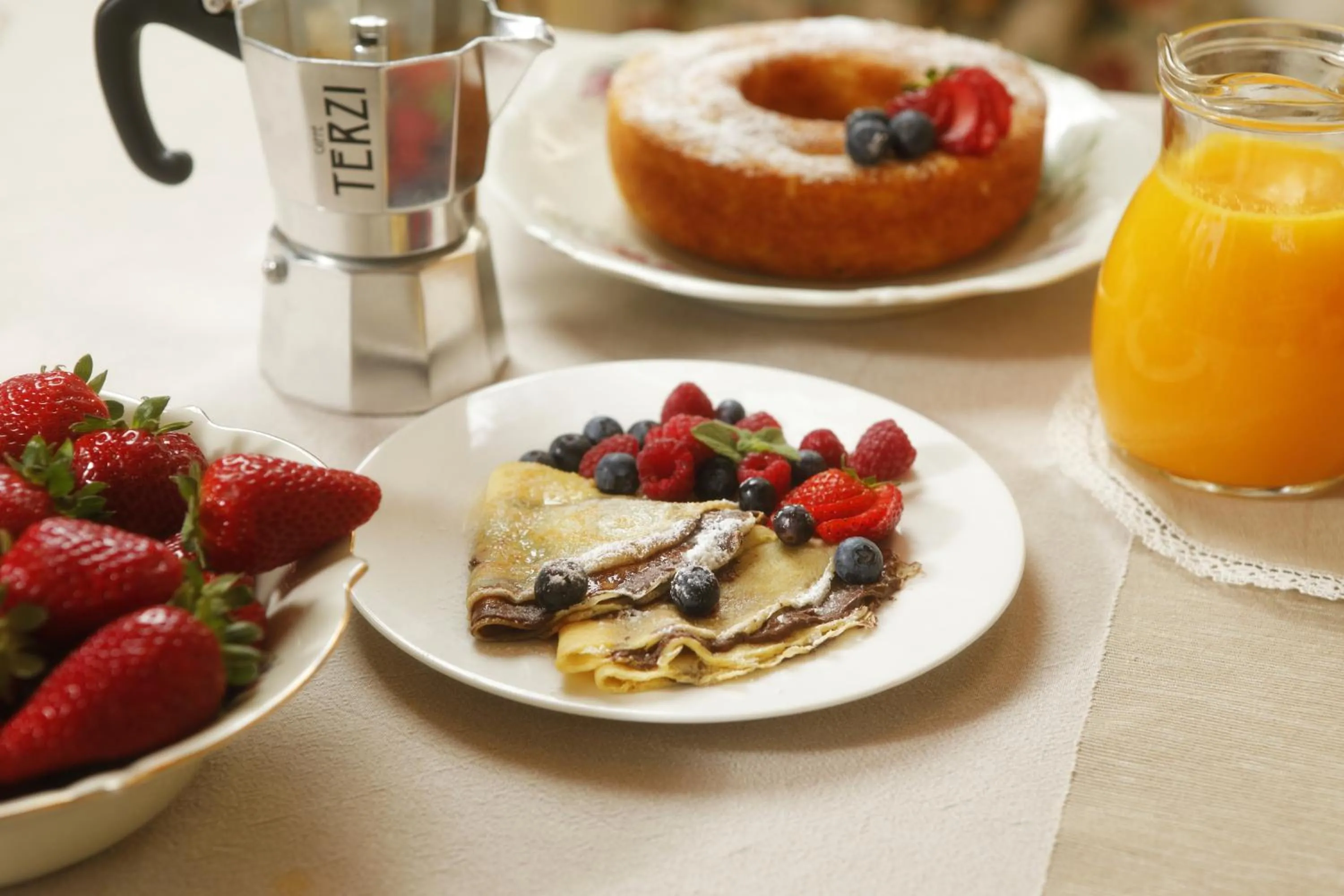 Breakfast in Belvedere
