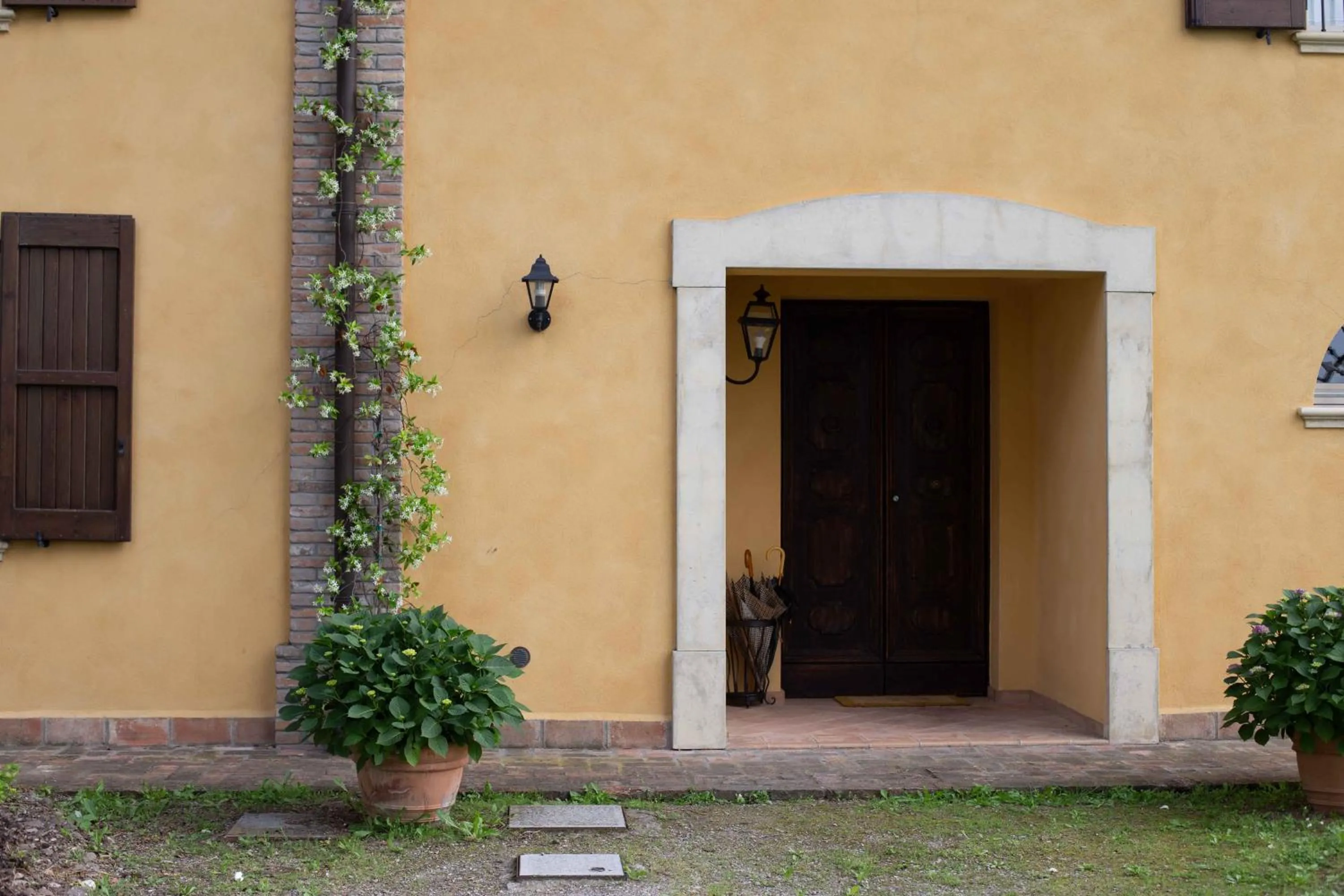Facade/entrance in Belvedere