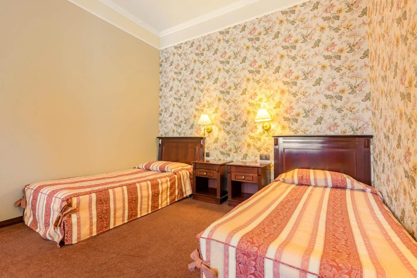 Bed in Boutique Splendid Hotel