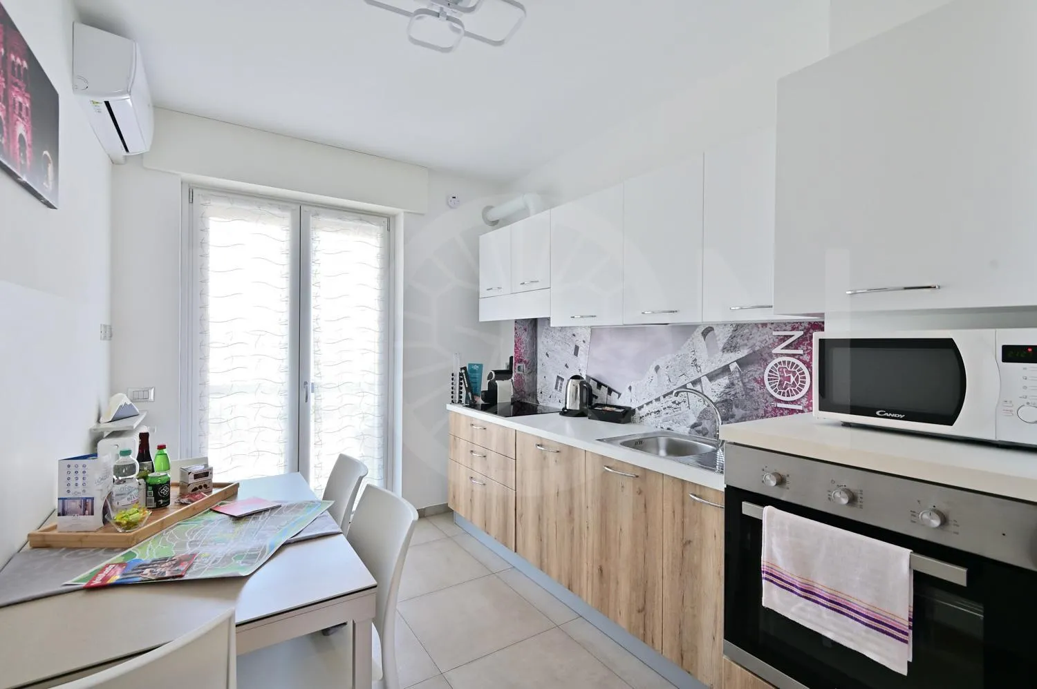 Coffee/tea facilities in Le Lion Apartments - Lys Family Apartment