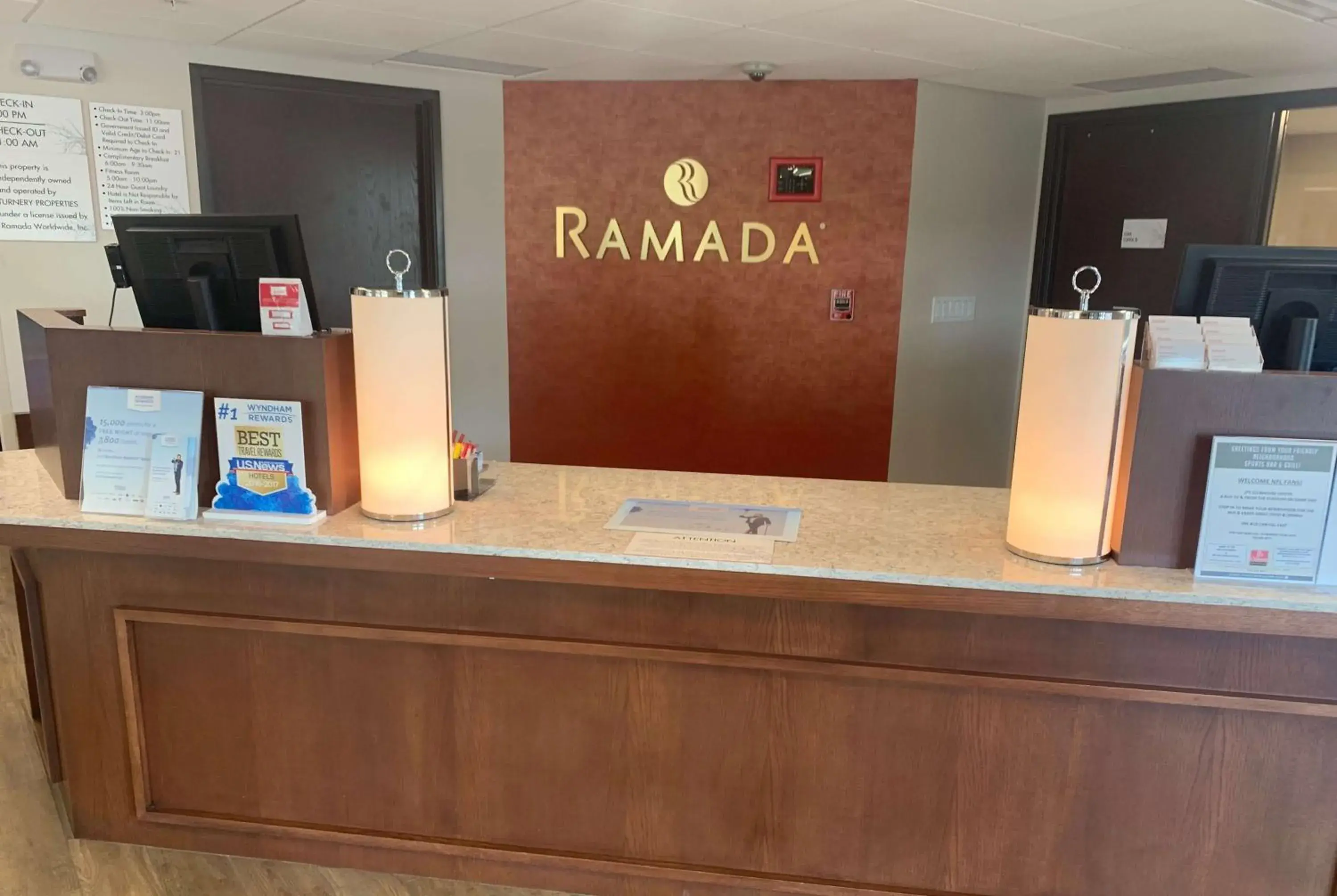 Lobby or reception in Ramada by Wyndham Minneapolis Golden Valley Lobby or reception in Ramada by Wyndham Minneapolis Golden Valley