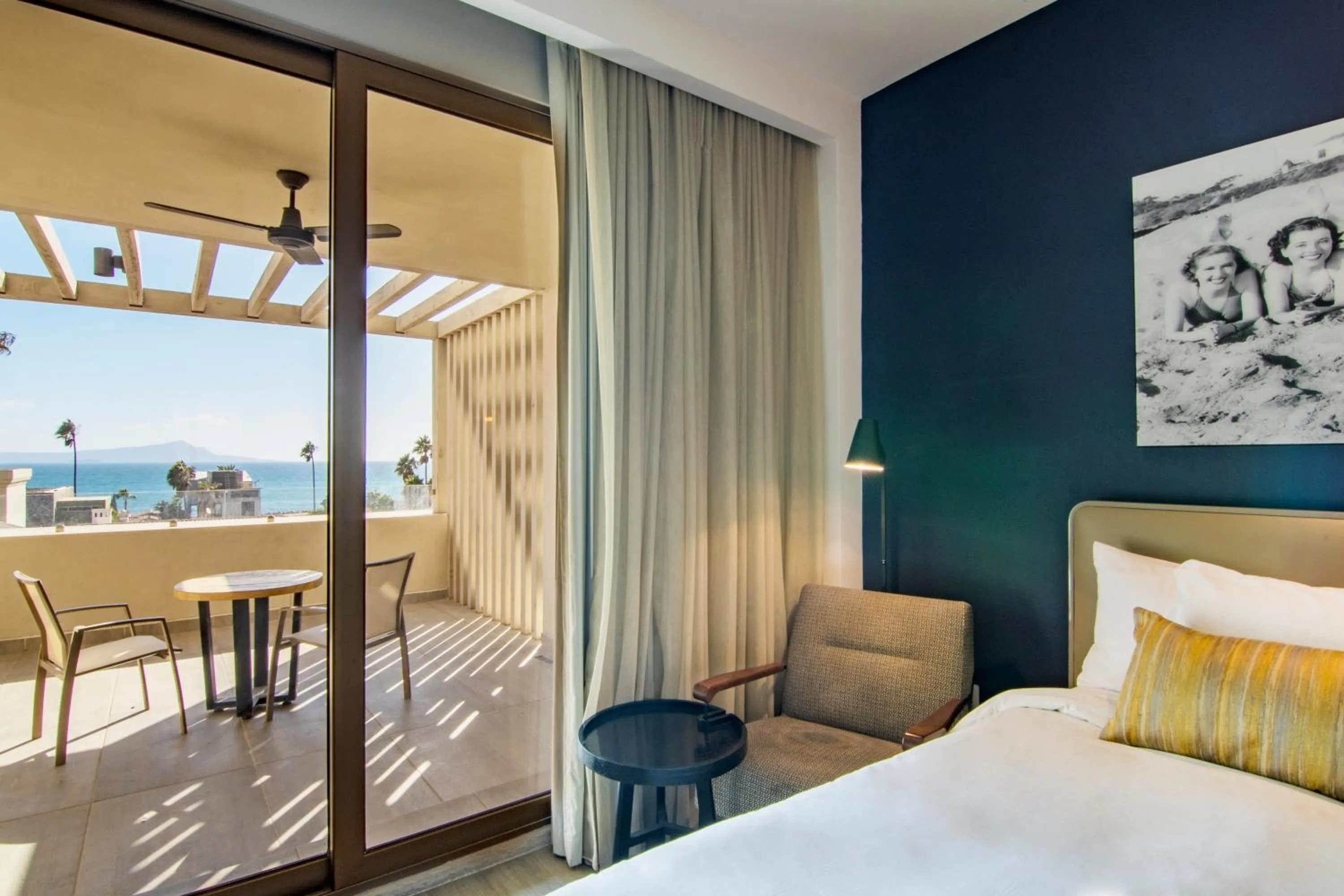 Bed in Torre Lucerna Hotel Ensenada