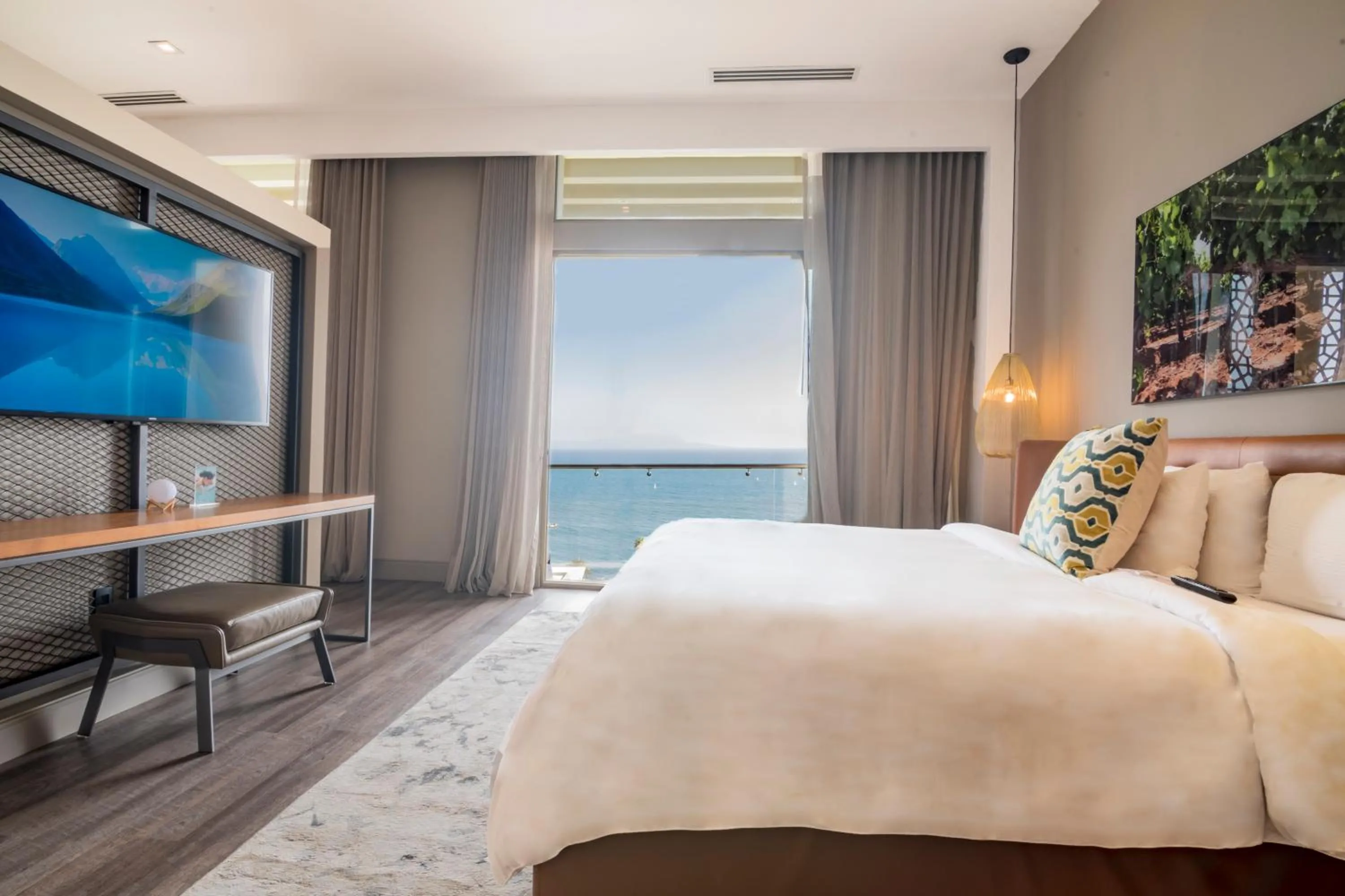 Bed in Torre Lucerna Hotel Ensenada