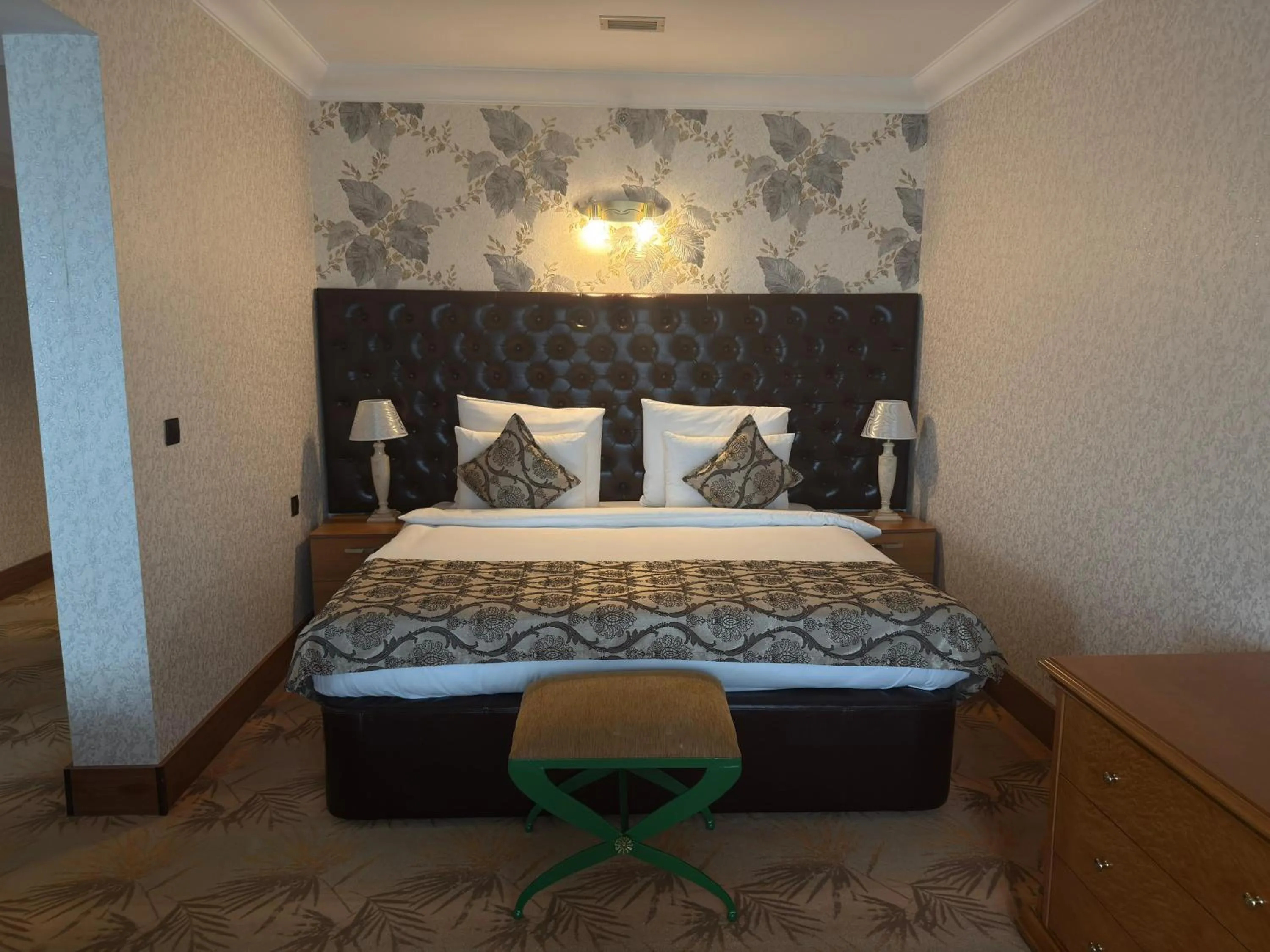 Bed in Grand Hotel Europe