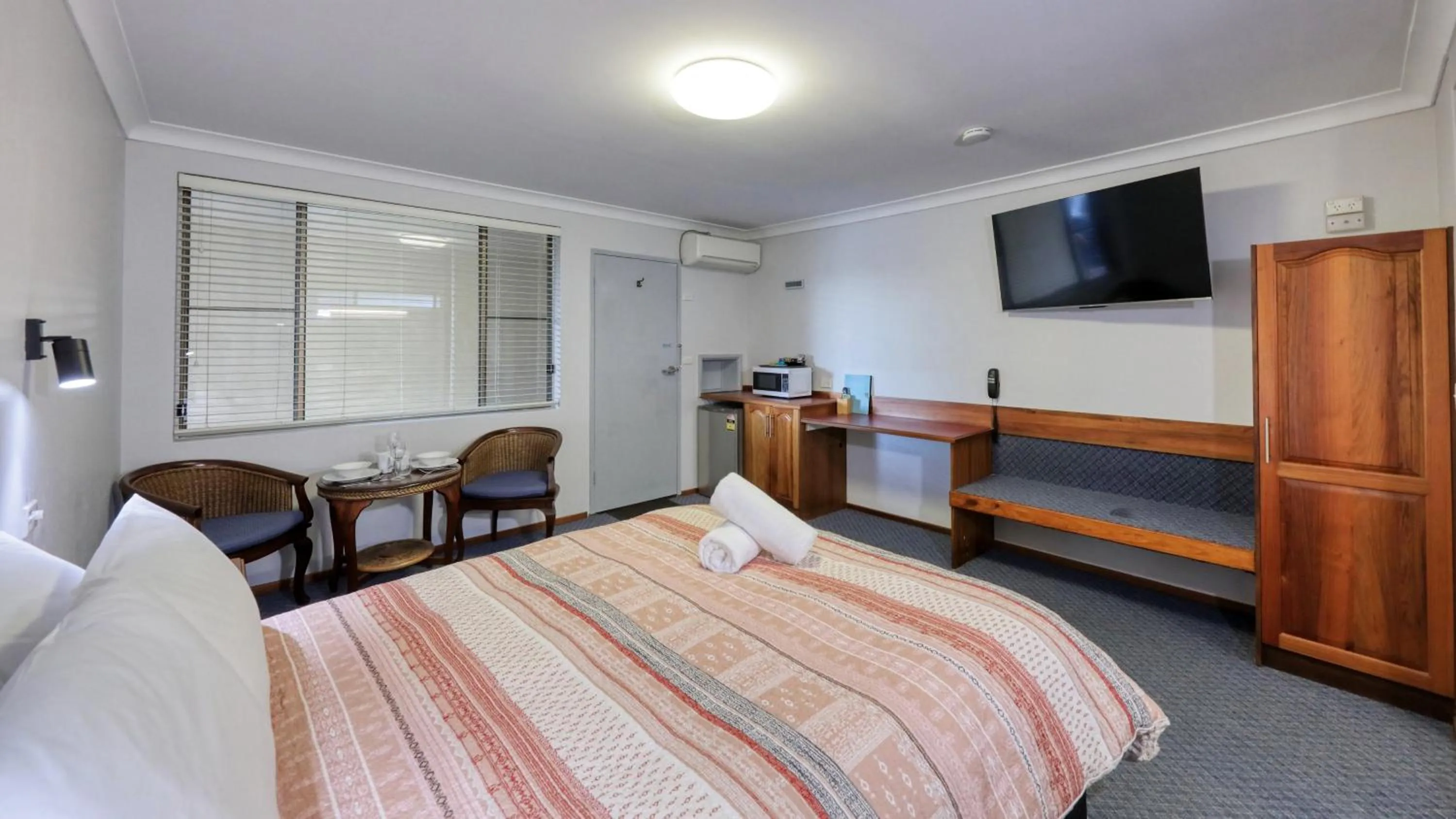 Bed in Kempsey Powerhouse Motel