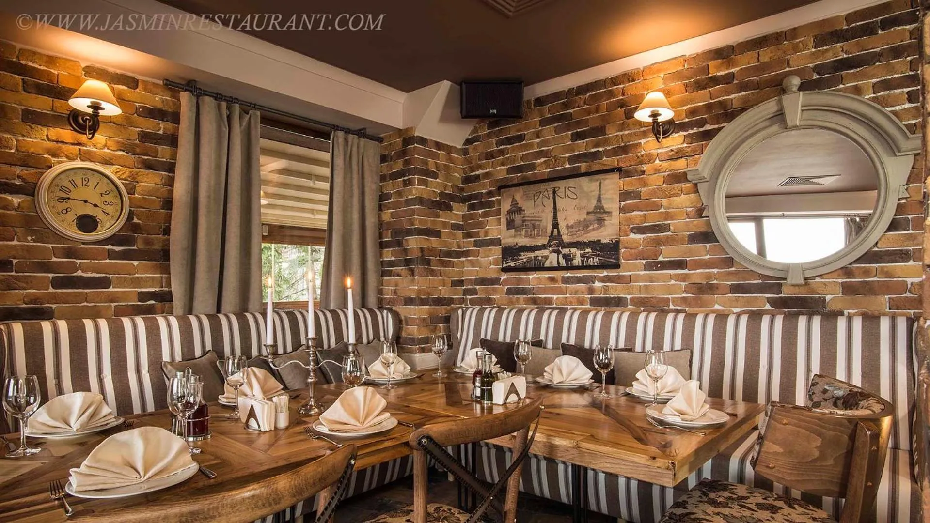 Restaurant/places to eat in Jasmin Hotel