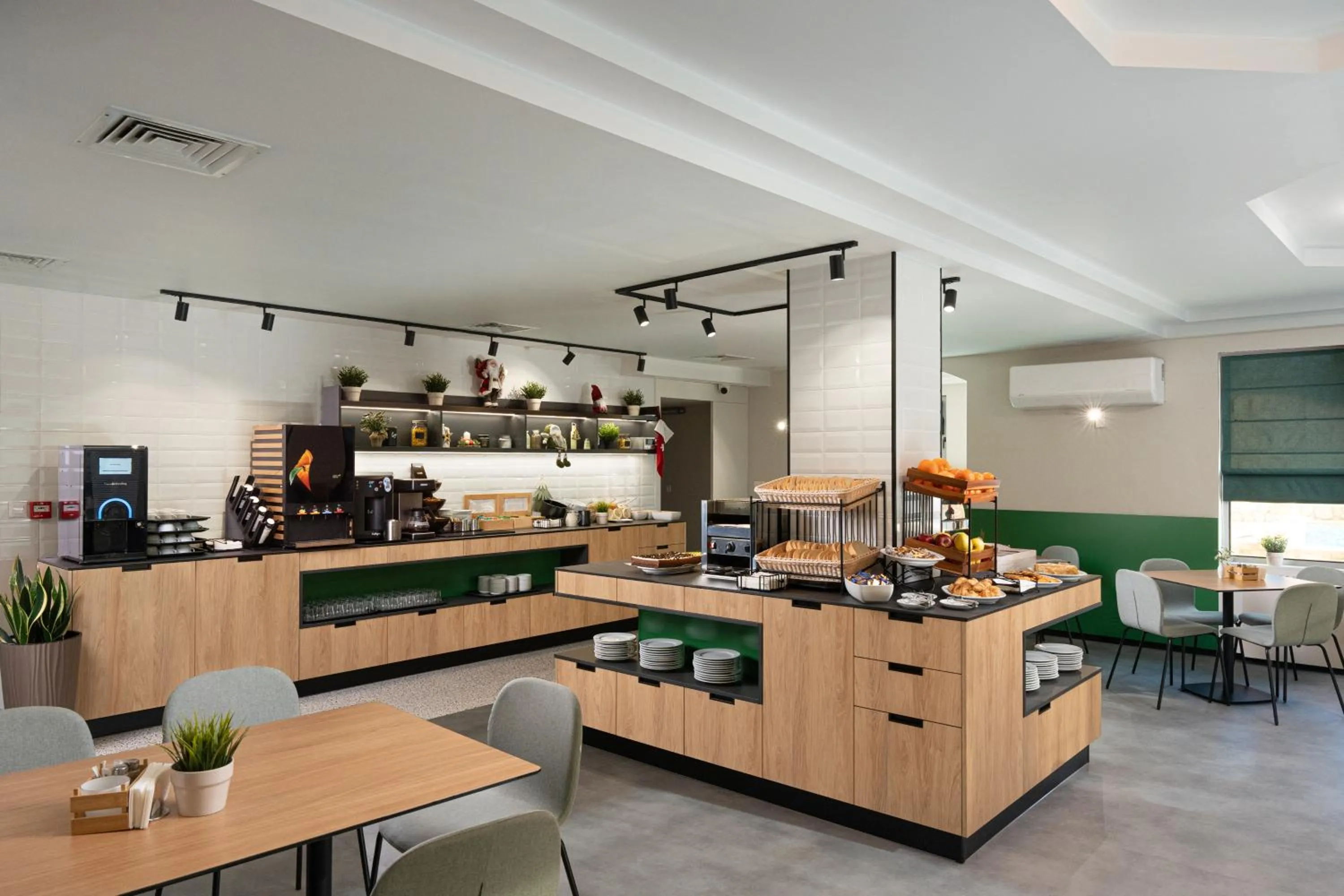 Breakfast in Jasmin Hotel