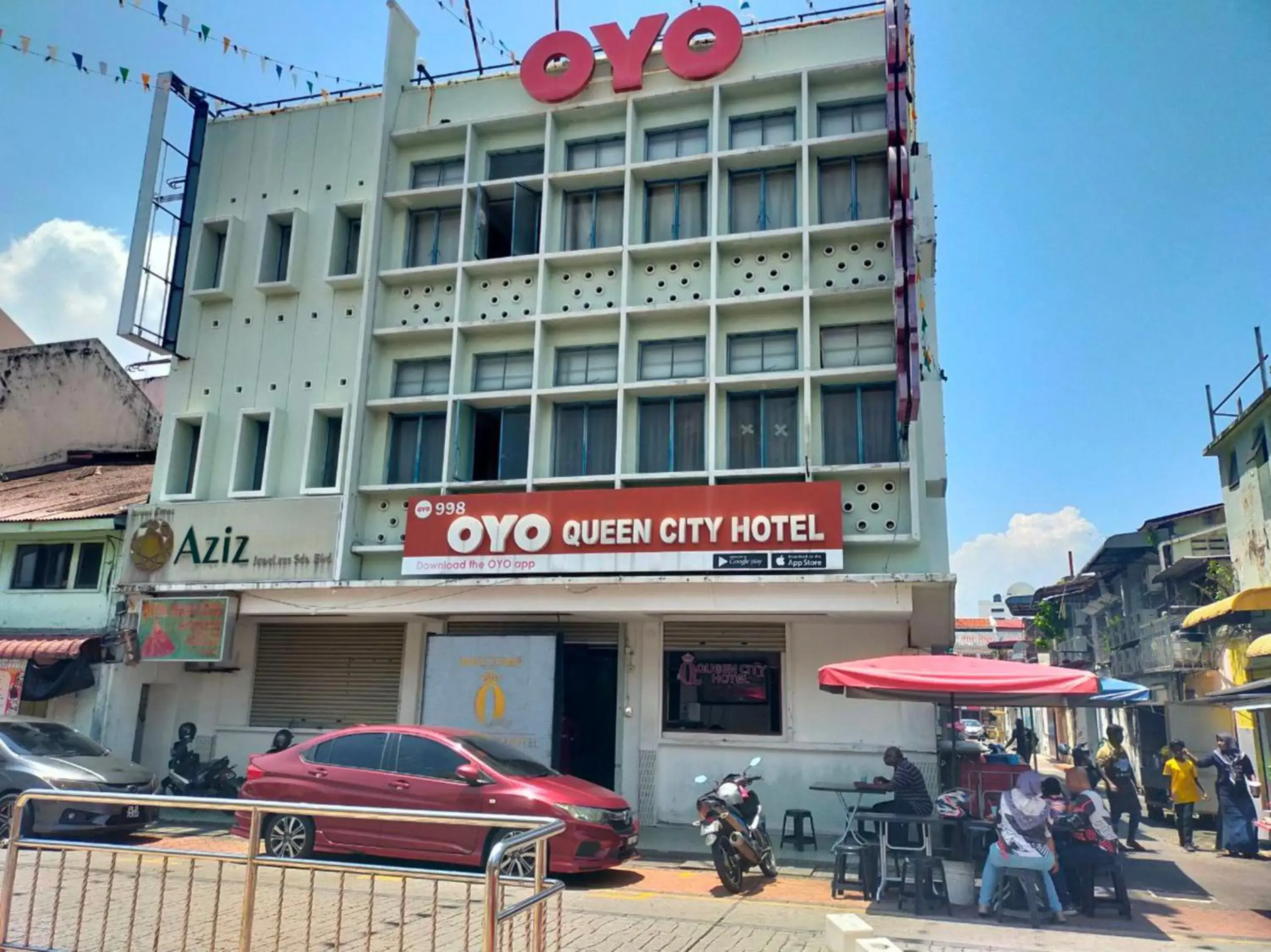 Property building in Hotel O GHC Near Penang Street Art Formerly Queen City Hotel Property building in Hotel O GHC Near Penang Street Art Formerly Queen City Hotel