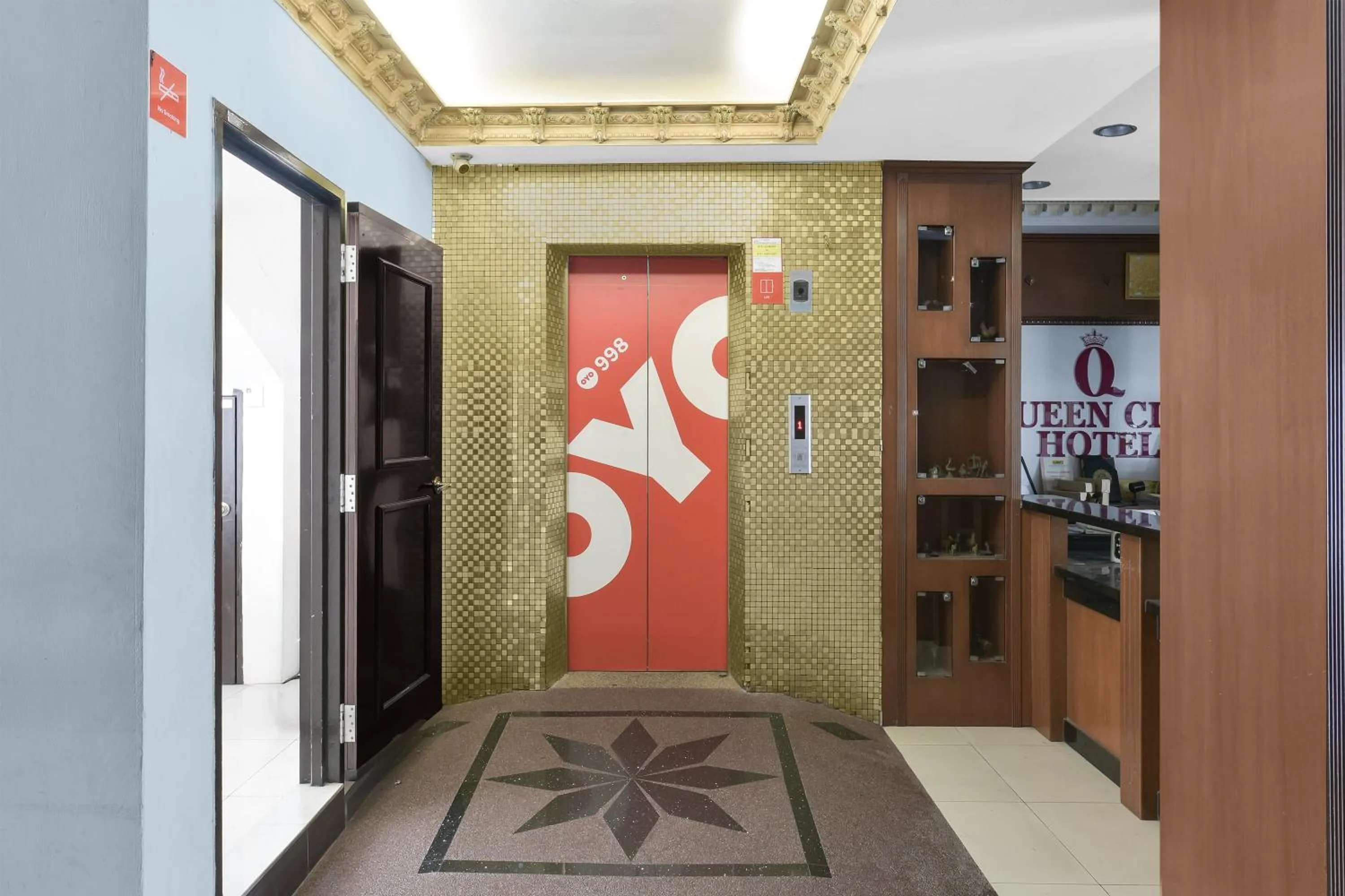 elevator in Collection O GHC Near Penang Street Art Formerly Queen City Hotel