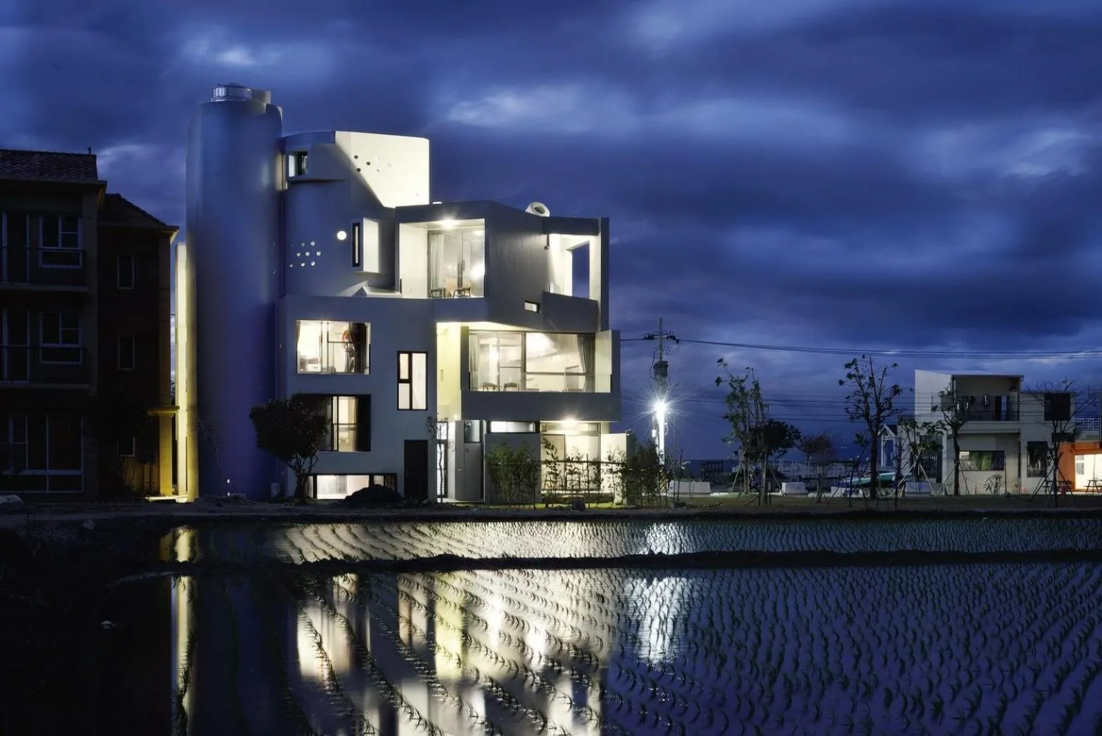 Property building in FaHaus