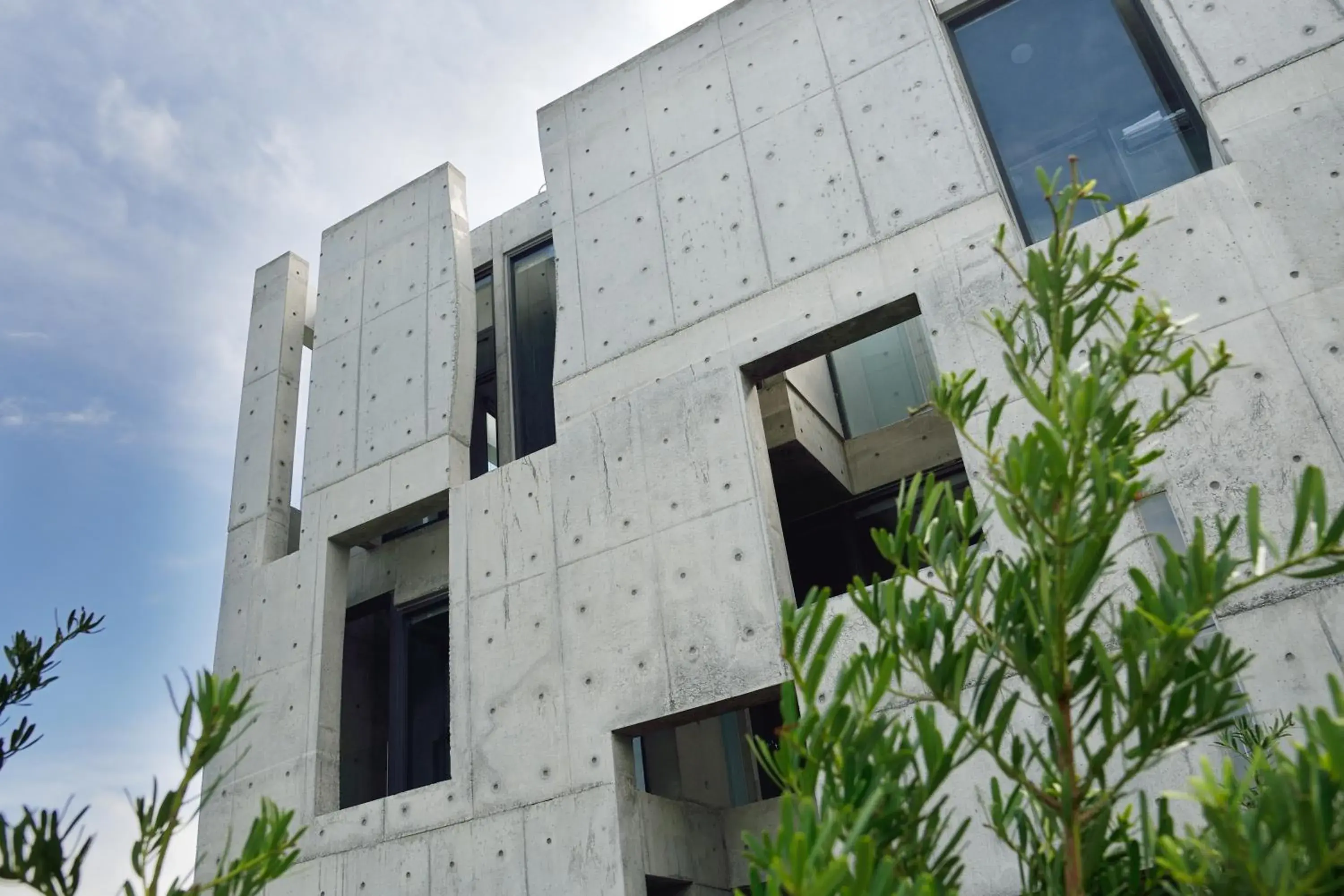 Facade/entrance in FaHaus Facade/entrance in FaHaus