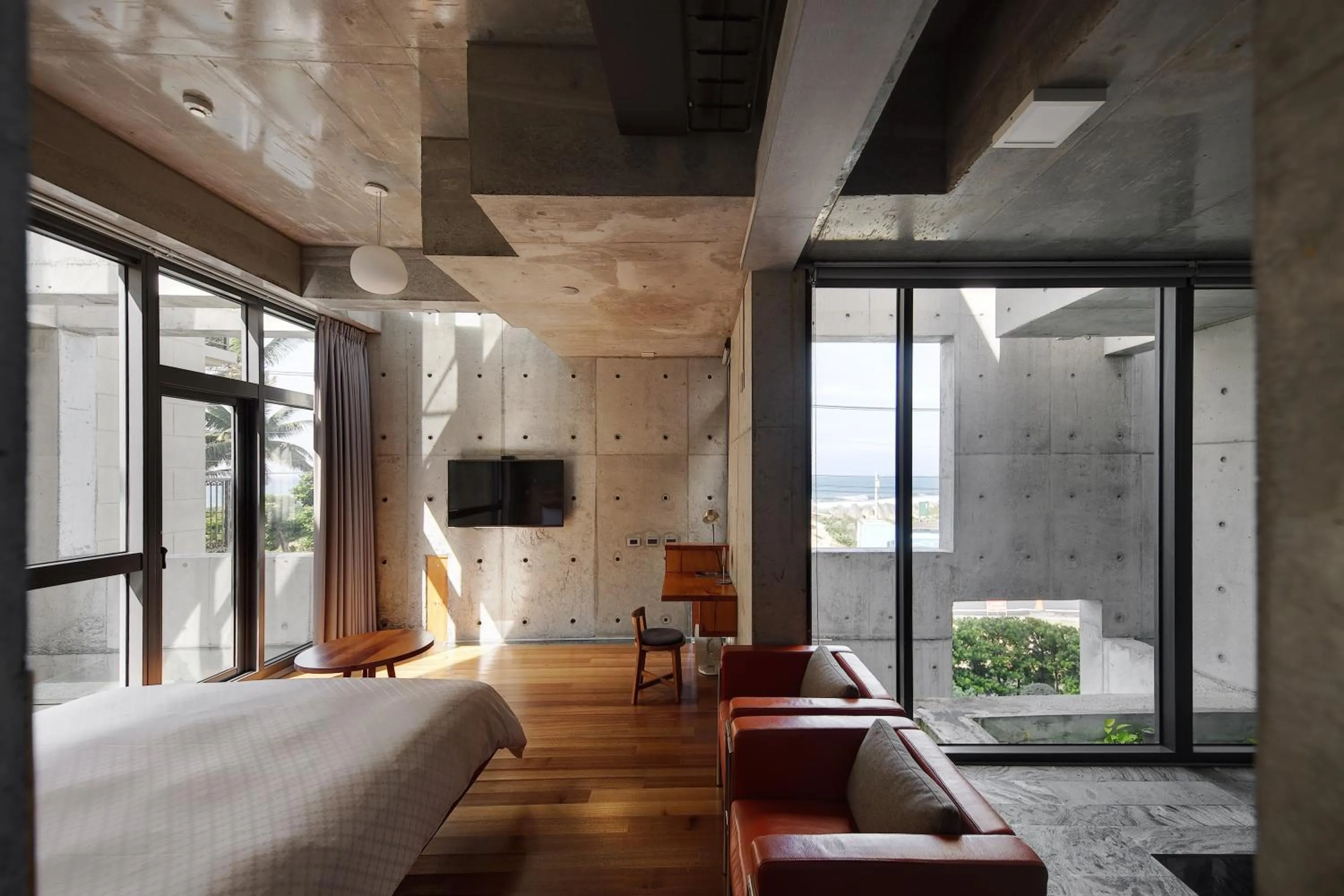 Photo of the whole room, Bed in FaHaus