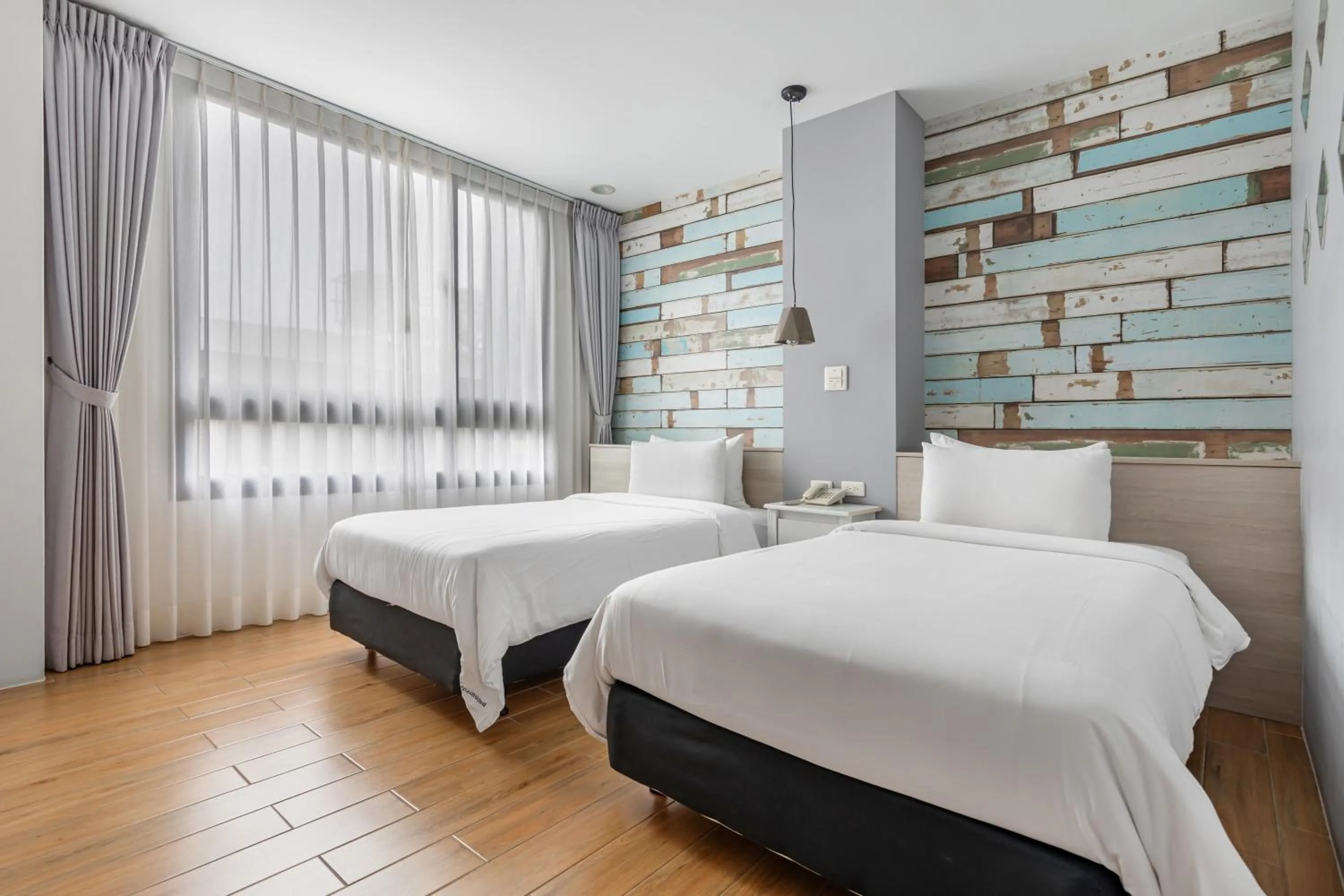 Photo of the whole room, Bed in Kapamumu b&b