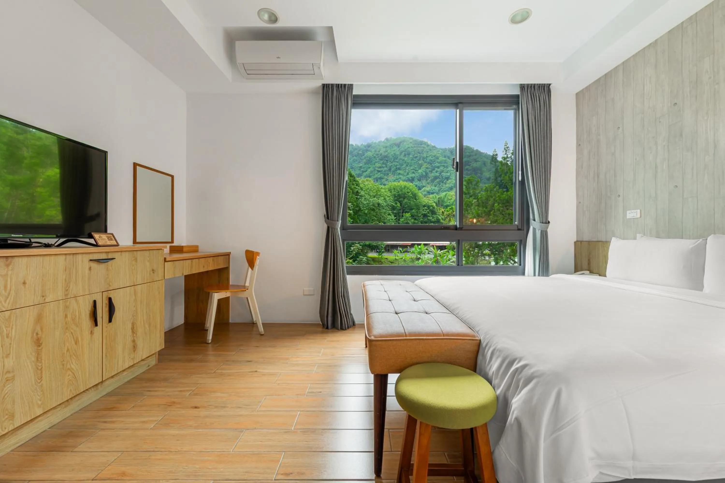 Mountain view, Bed in Kapamumu b&b