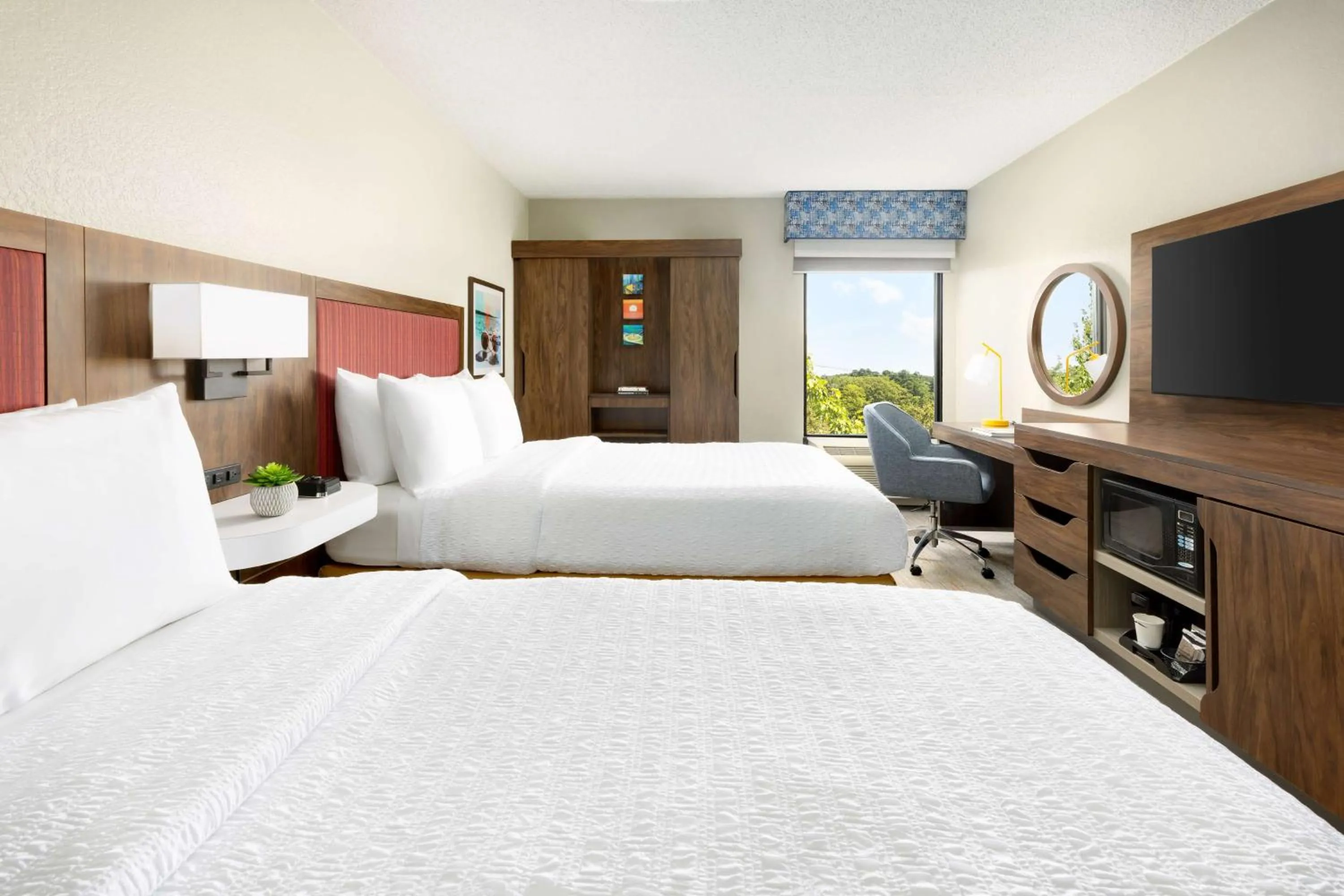 Bedroom, Bed in Hampton Inn Long Island/Islandia