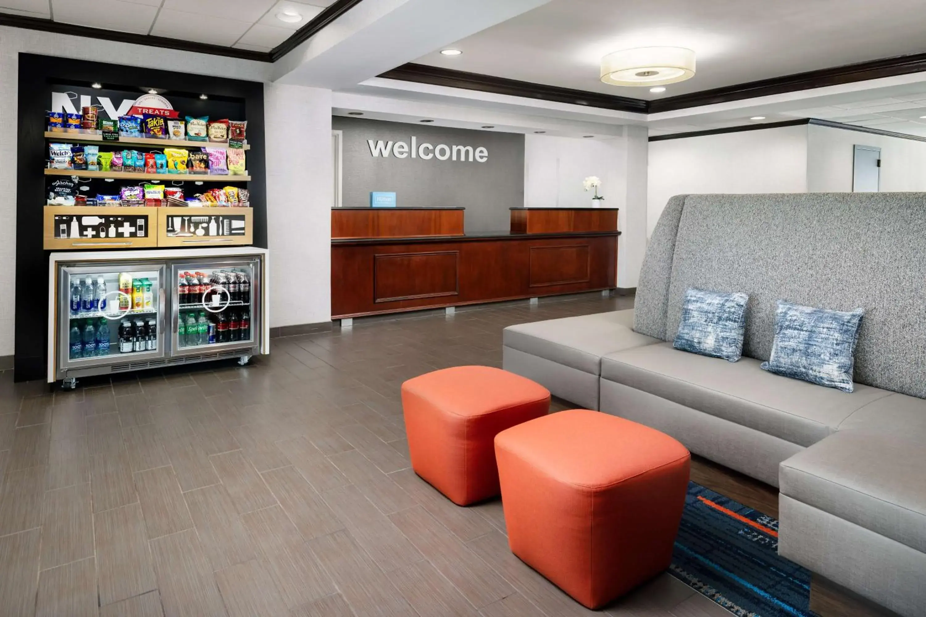 Restaurant/places to eat in Hampton Inn Long Island/Islandia Restaurant/places to eat in Hampton Inn Long Island/Islandia