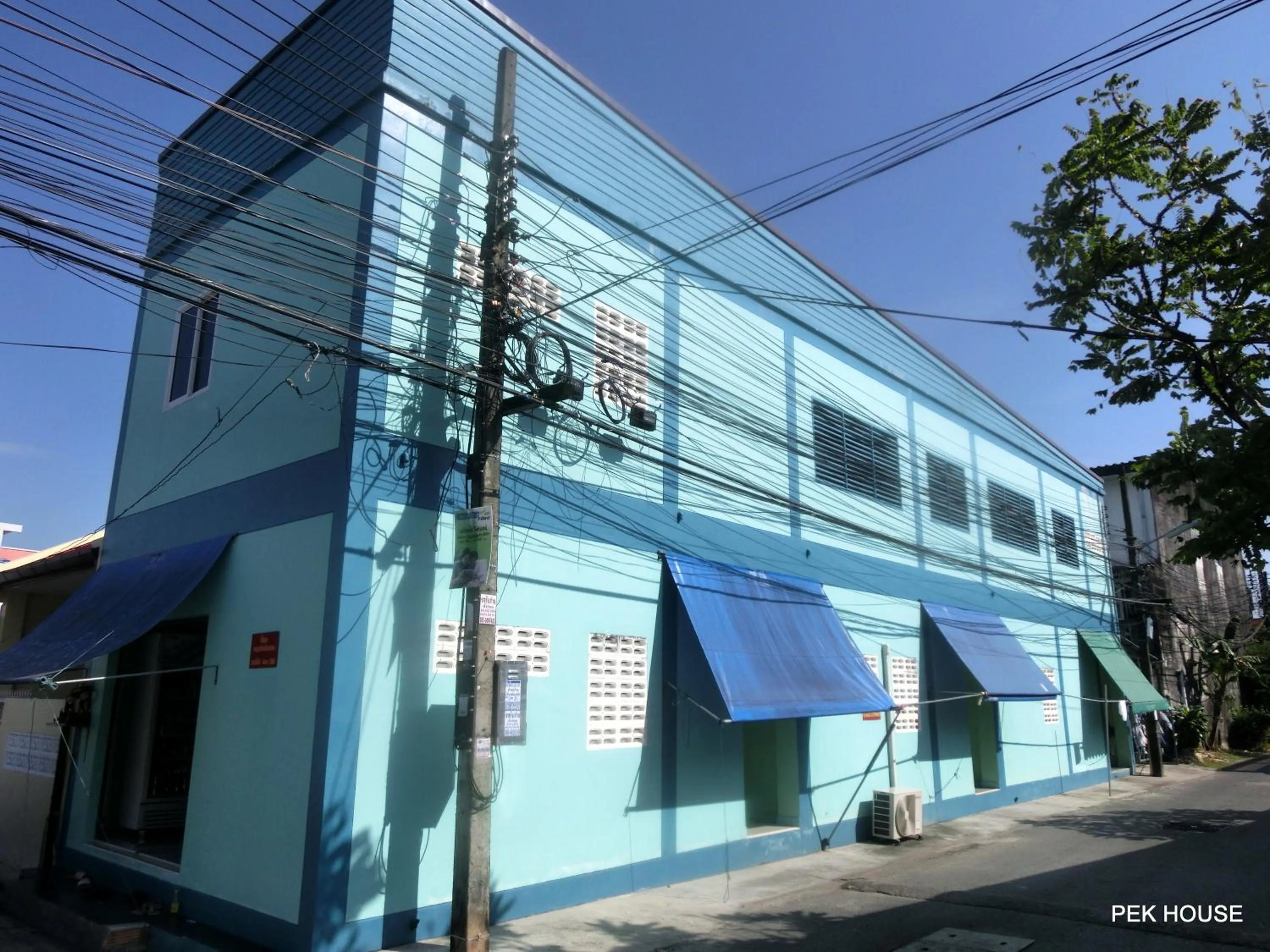 Property building in Pek House