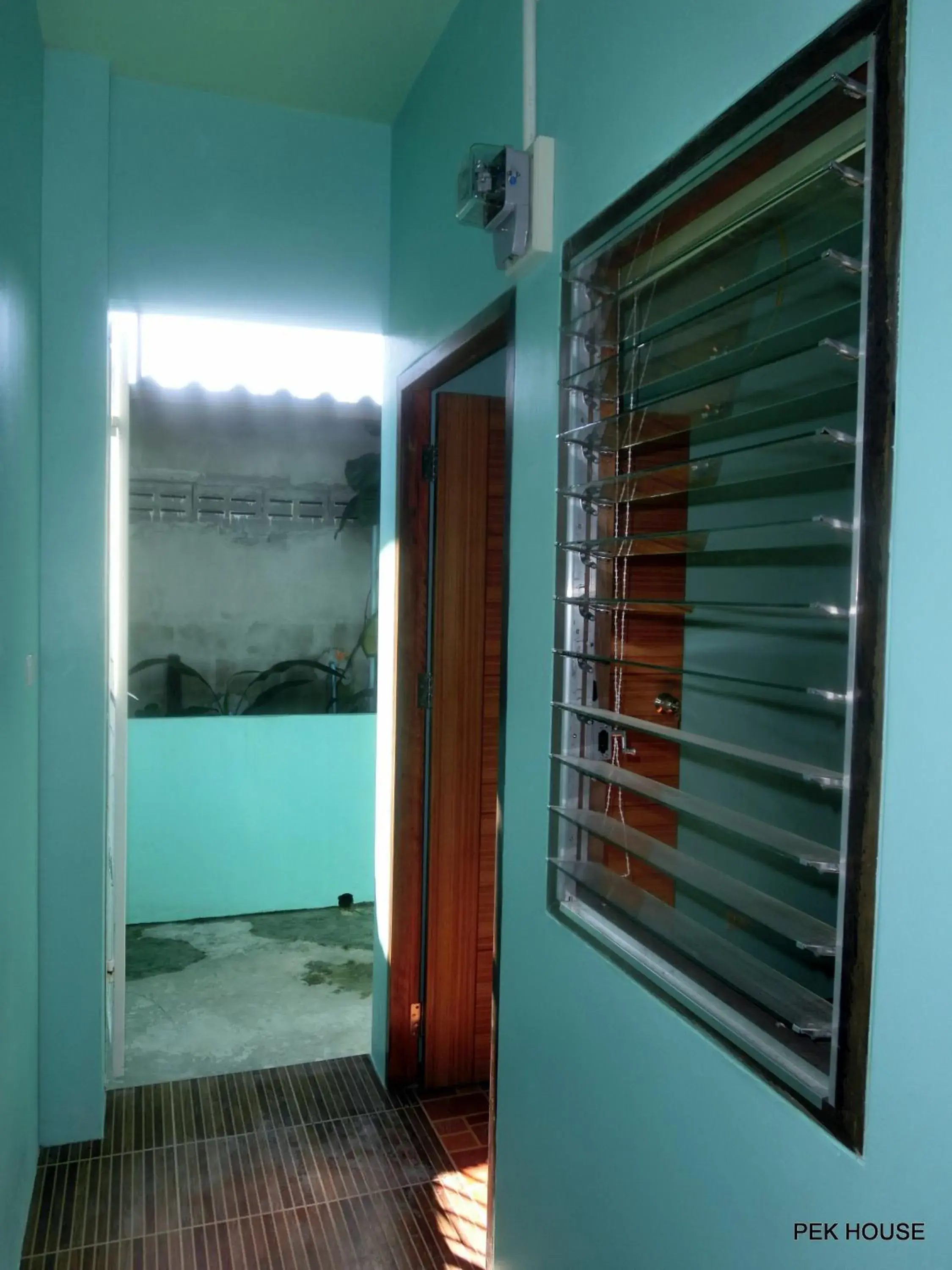 Property building in Pek House Property building in Pek House